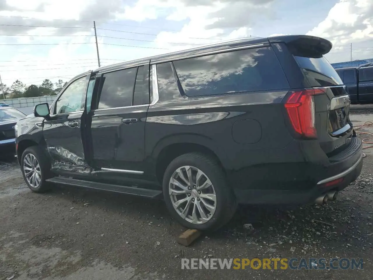 2 Фотография поврежденного автомобиля 1GKS1JKL5MR238080 GMC YUKON 2021
