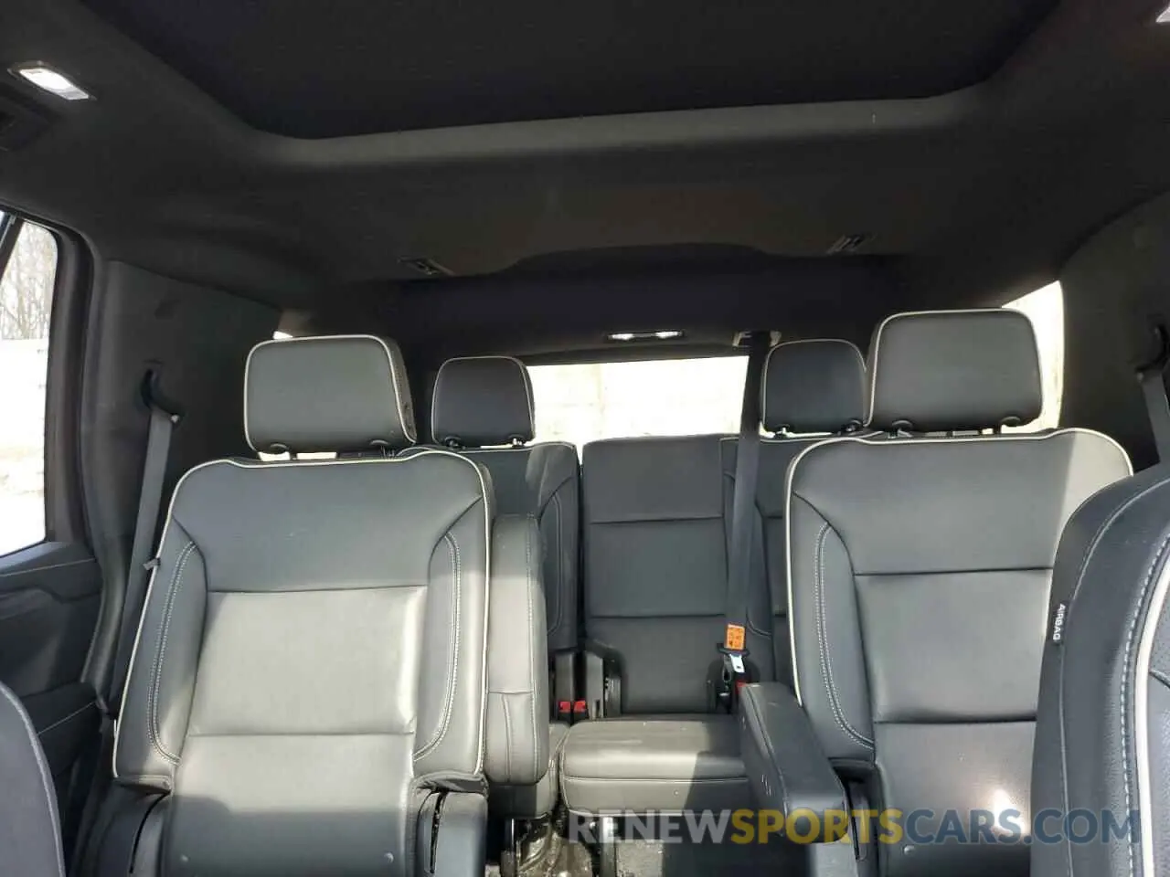 10 Фотография поврежденного автомобиля 1GKS2BKD2MR117308 GMC YUKON 2021