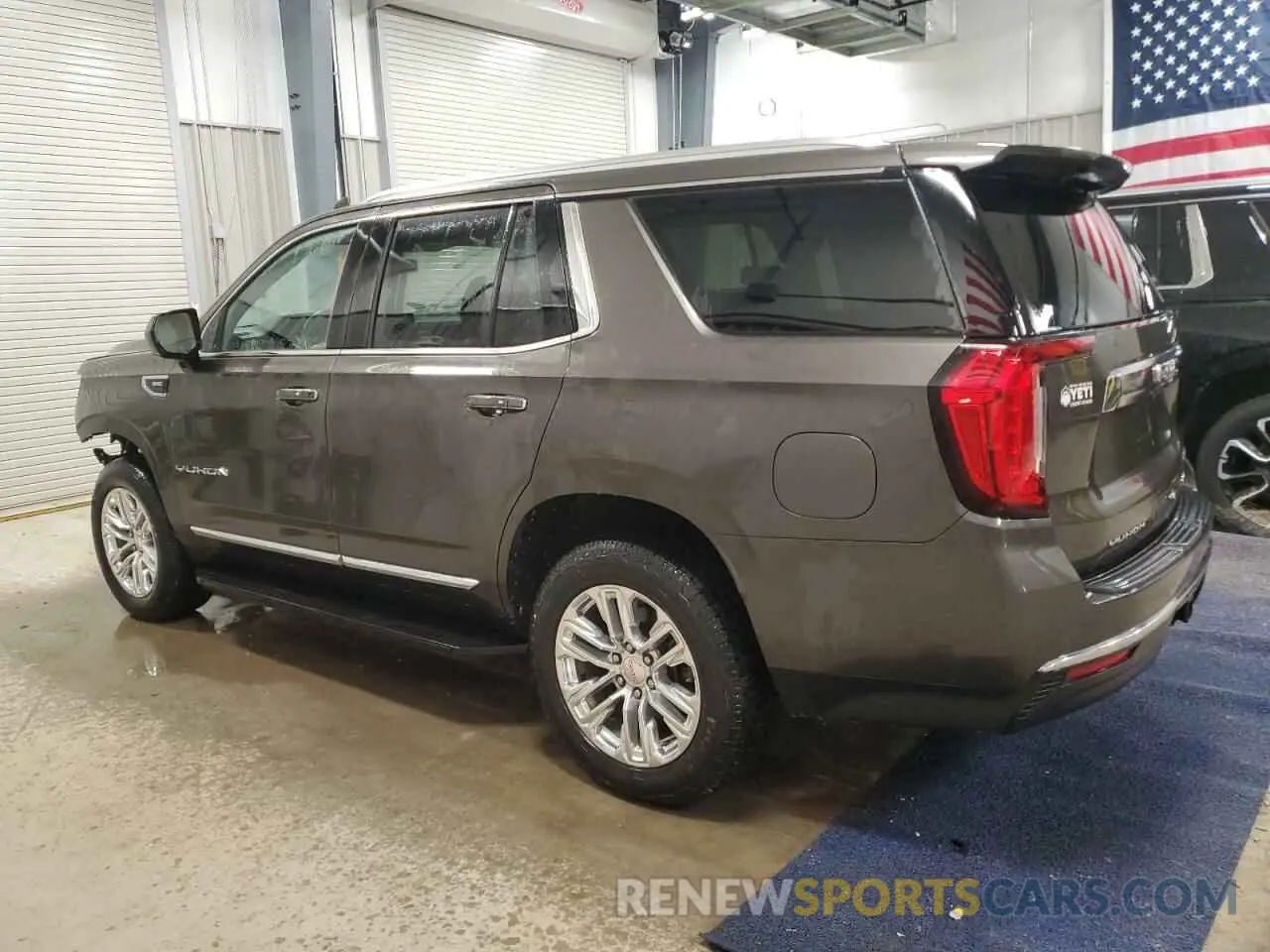 2 Photograph of a damaged car 1GKS2BKD2MR276684 GMC YUKON 2021