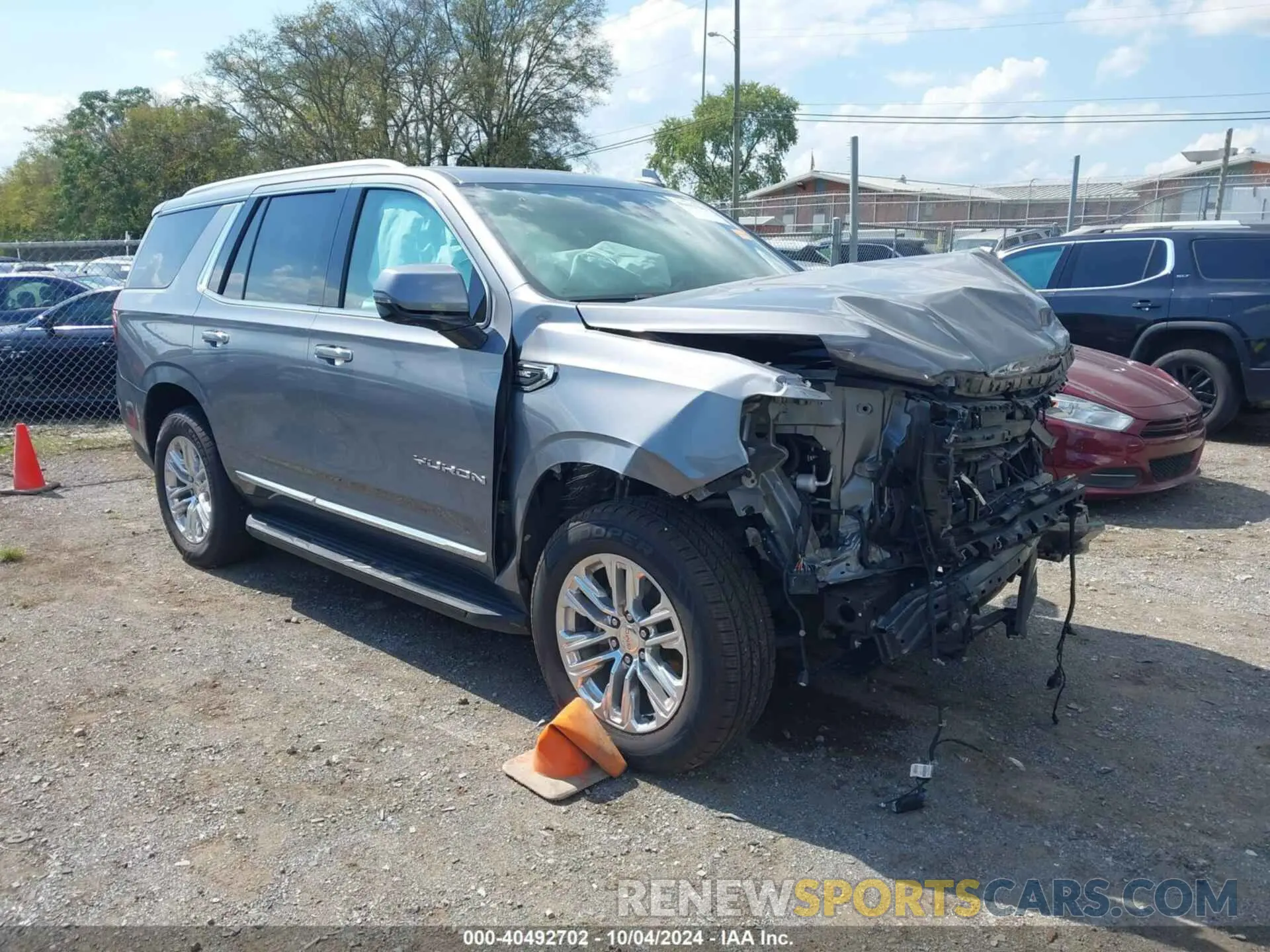1 Фотография поврежденного автомобиля 1GKS2BKD4MR125362 GMC YUKON 2021