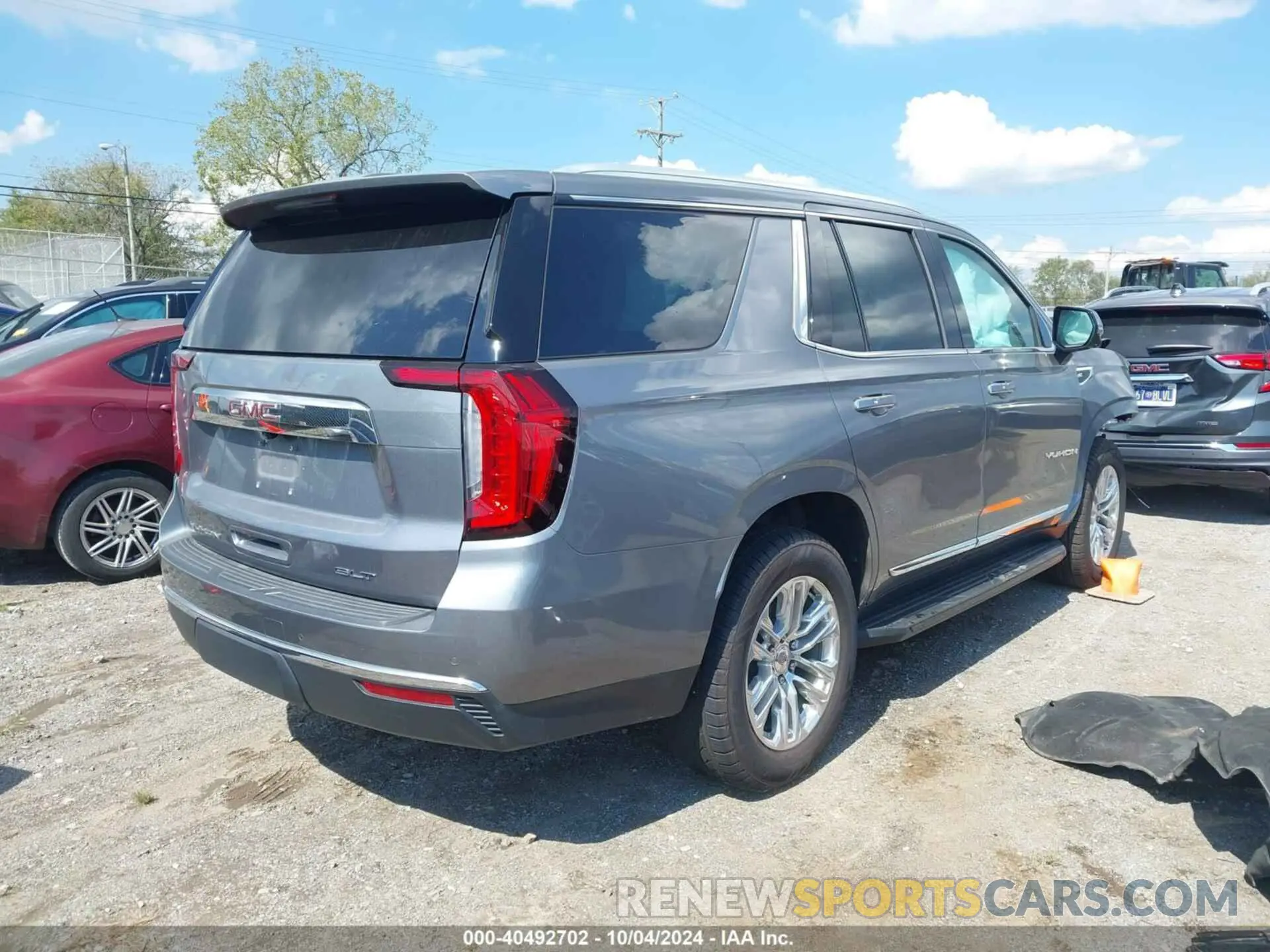 4 Фотография поврежденного автомобиля 1GKS2BKD4MR125362 GMC YUKON 2021