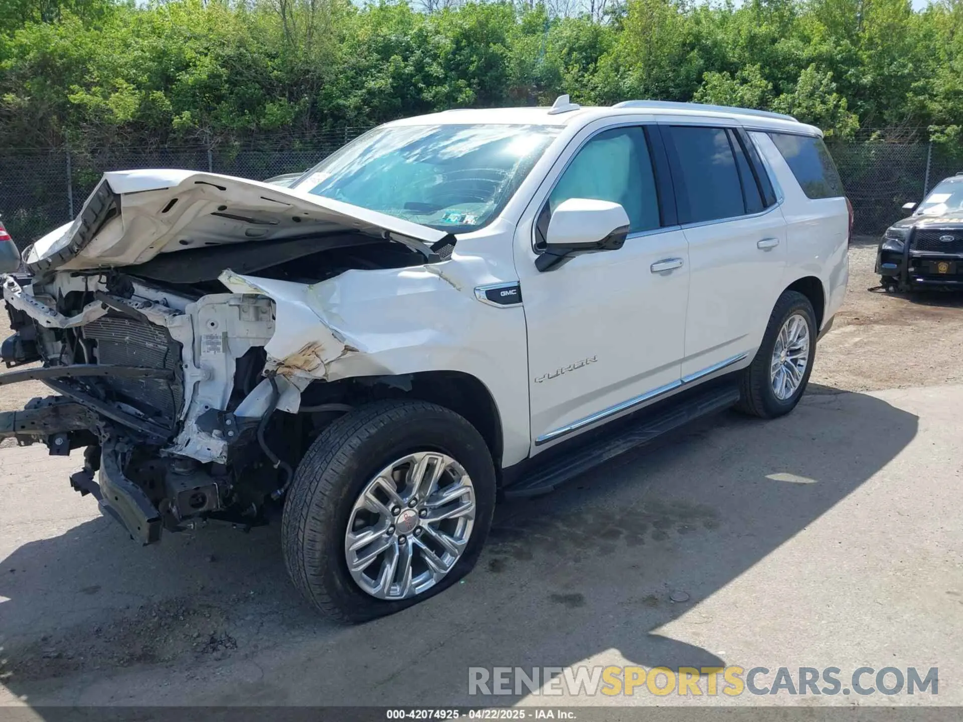 2 Фотография поврежденного автомобиля 1GKS2BKDXMR221495 GMC YUKON 2021