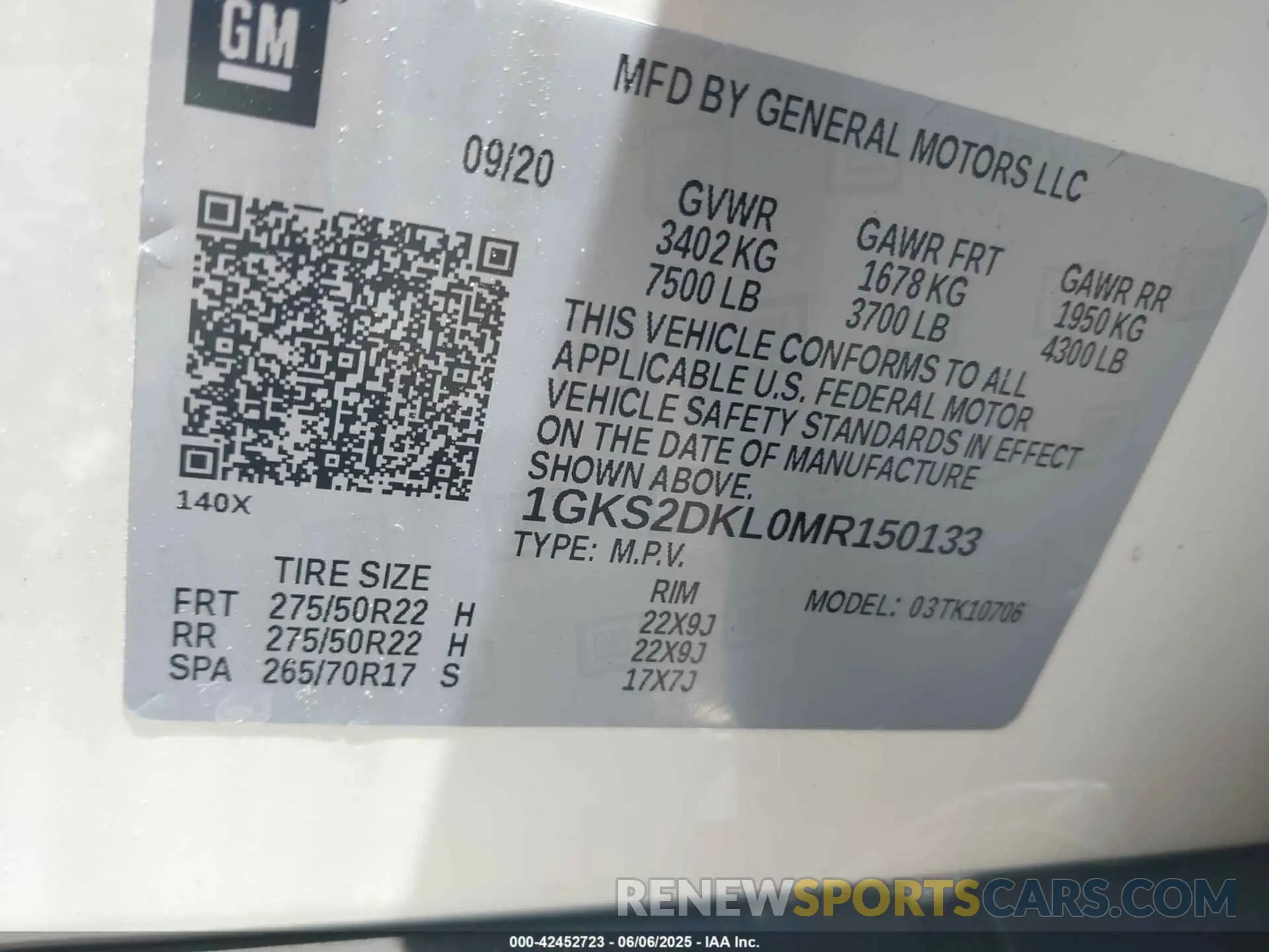 9 Photograph of a damaged car 1GKS2DKL0MR150133 GMC YUKON 2021
