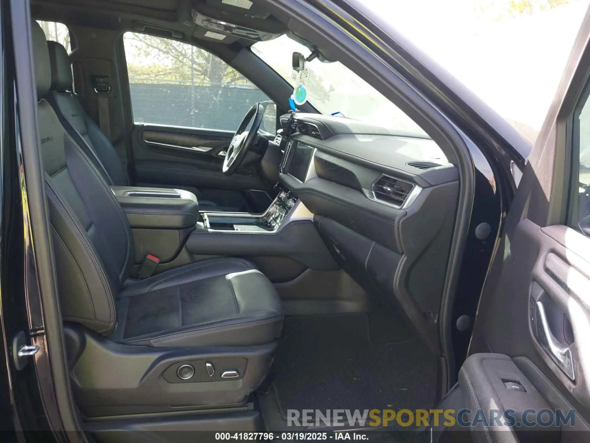5 Фотография поврежденного автомобиля 1GKS2DKL1MR202269 GMC YUKON 2021
