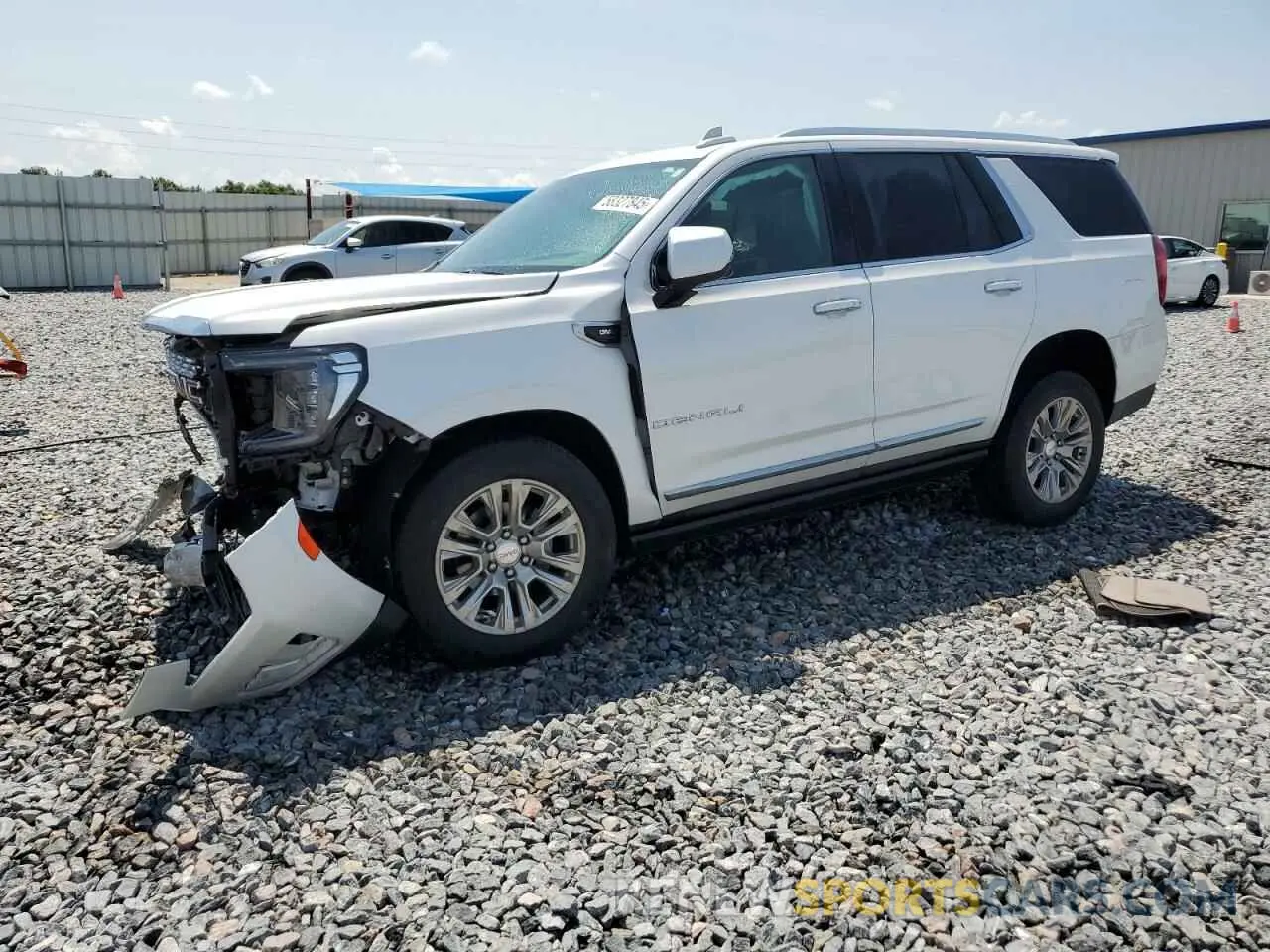 1 Photograph of a damaged car 1GKS2DKL2MR212602 GMC YUKON 2021