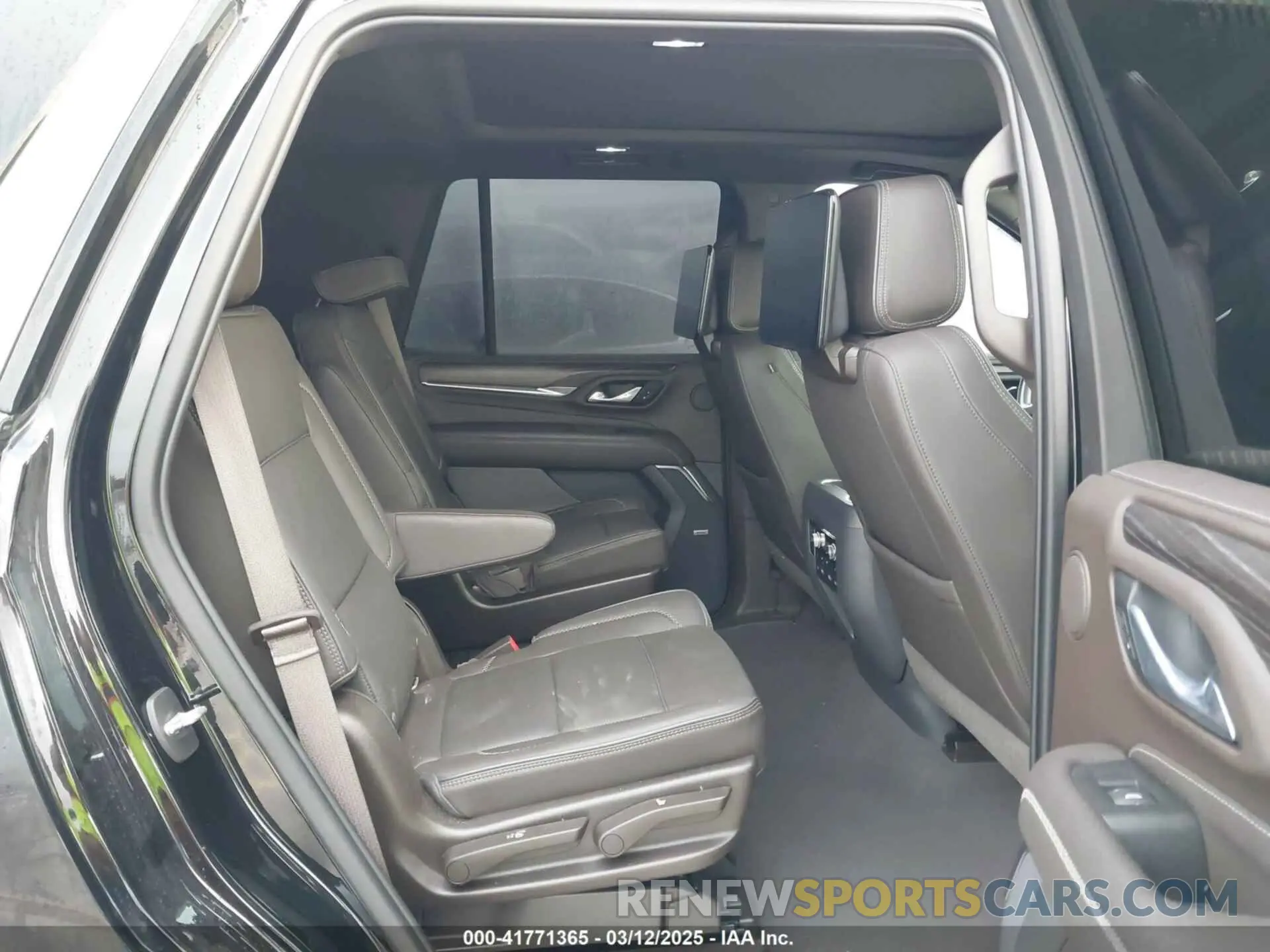 8 Фотография поврежденного автомобиля 1GKS2DKL3MR308321 GMC YUKON 2021