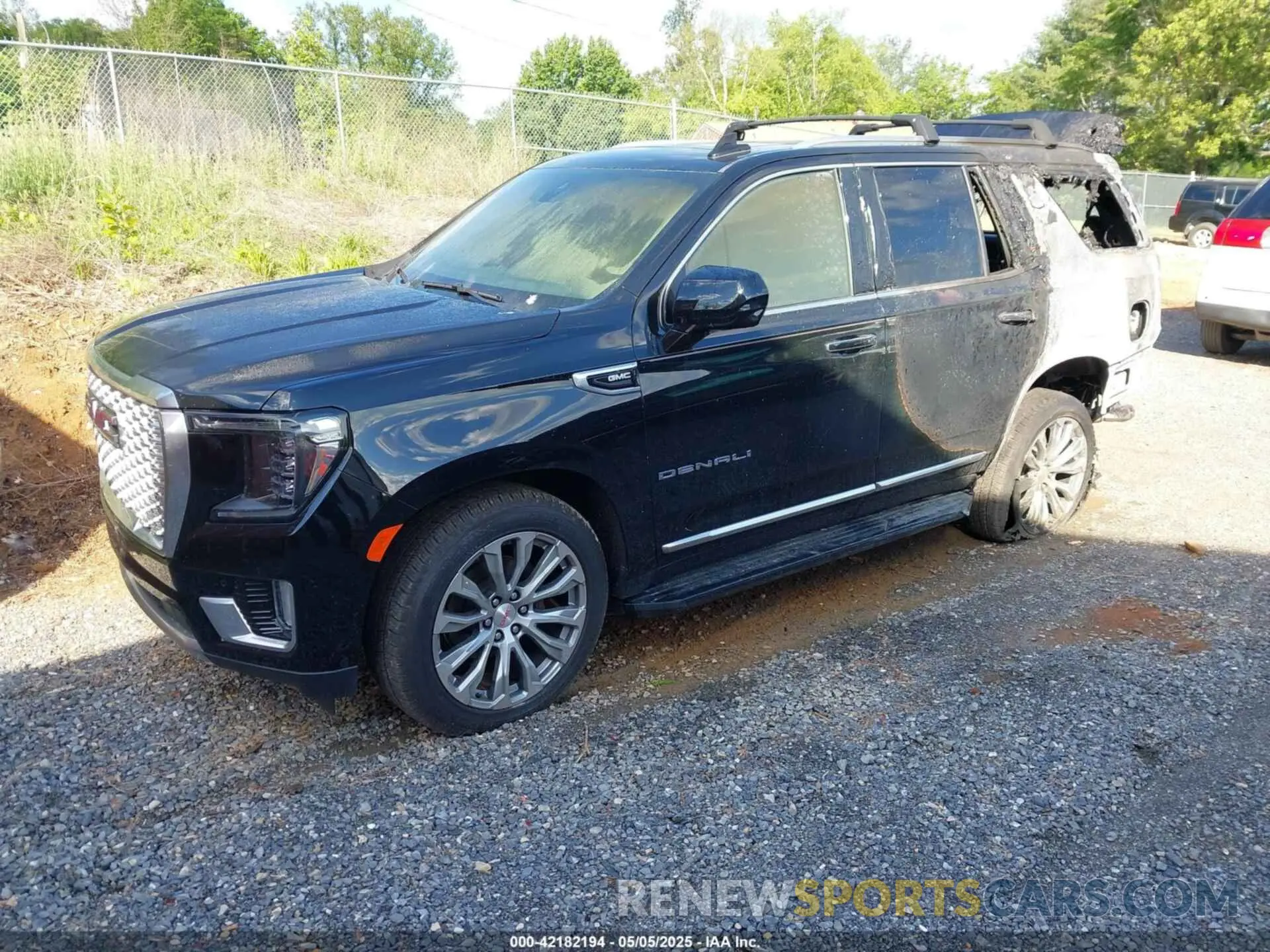2 Фотография поврежденного автомобиля 1GKS2DKL7MR467018 GMC YUKON 2021