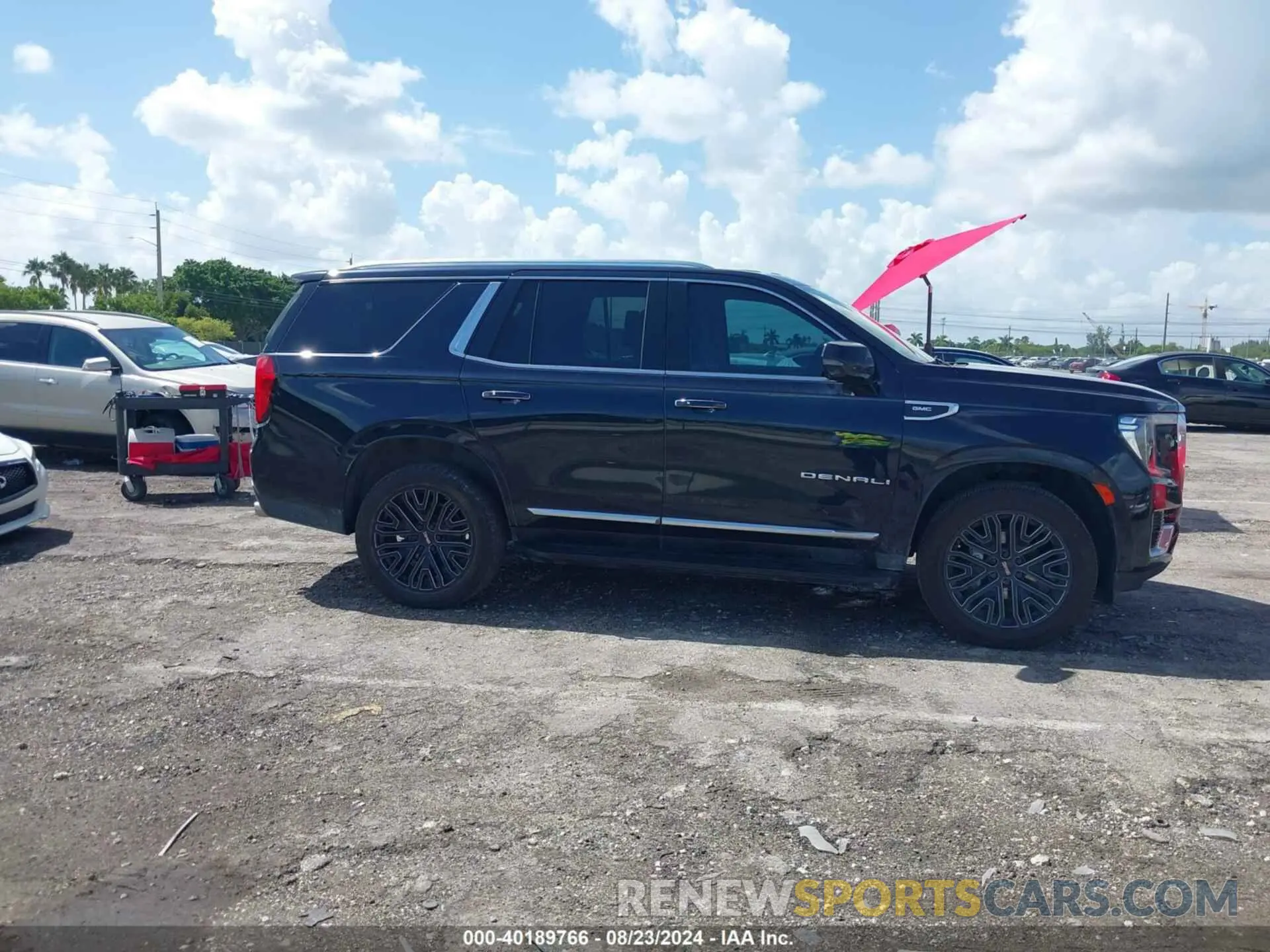 13 Фотография поврежденного автомобиля 1GKS2DKL7MR471280 GMC YUKON 2021