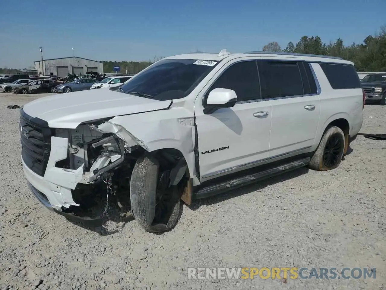 1 Photograph of a damaged car 1GKS2GKD7MR424034 GMC YUKON 2021