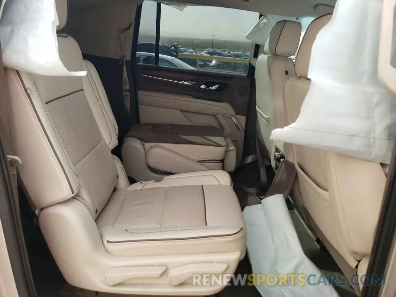 11 Фотография поврежденного автомобиля 1GKS2JKL1MR206370 GMC YUKON 2021