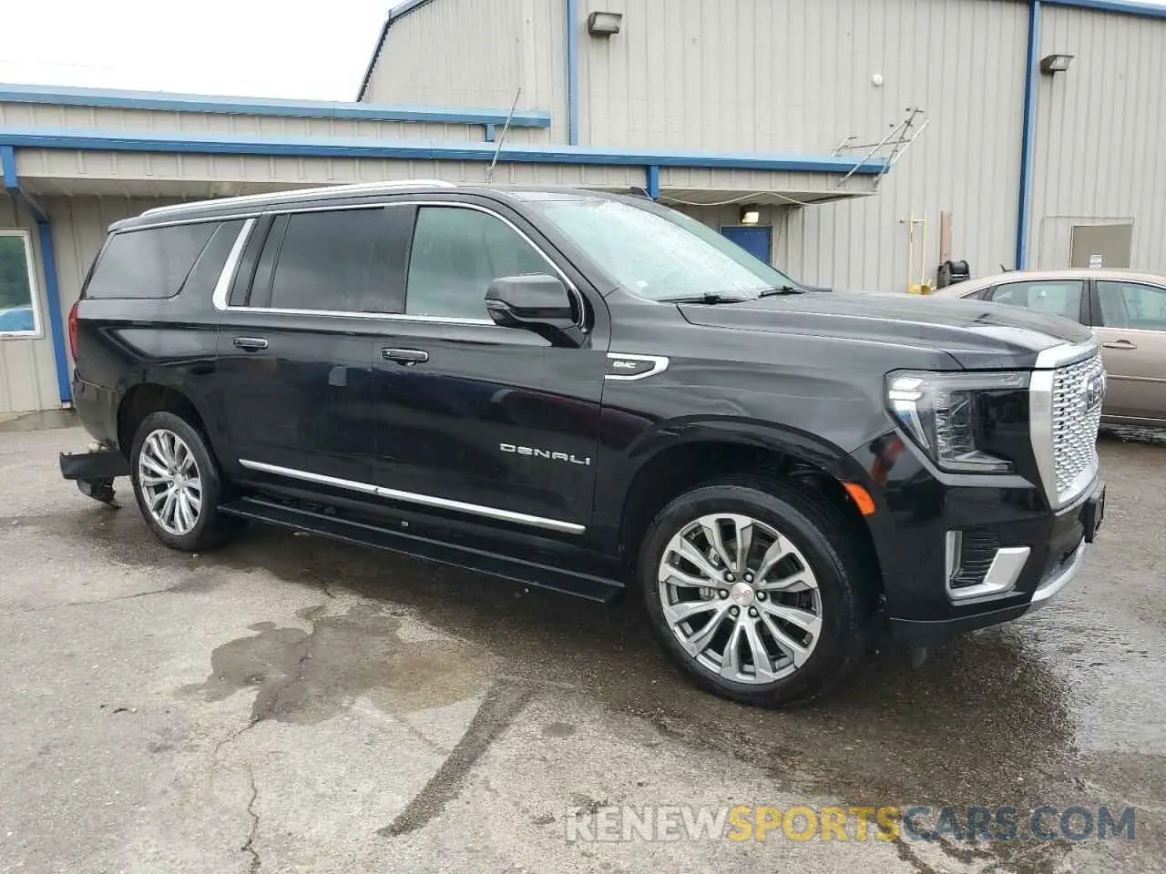 4 Фотография поврежденного автомобиля 1GKS2JKL1MR351151 GMC YUKON 2021