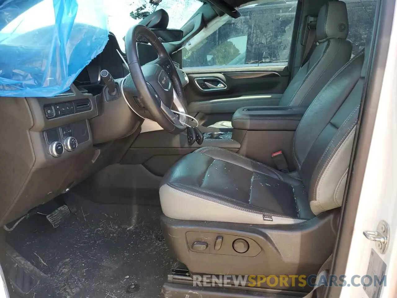 7 Photograph of a damaged car 1GKS1AKD7NR201865 GMC YUKON 2022
