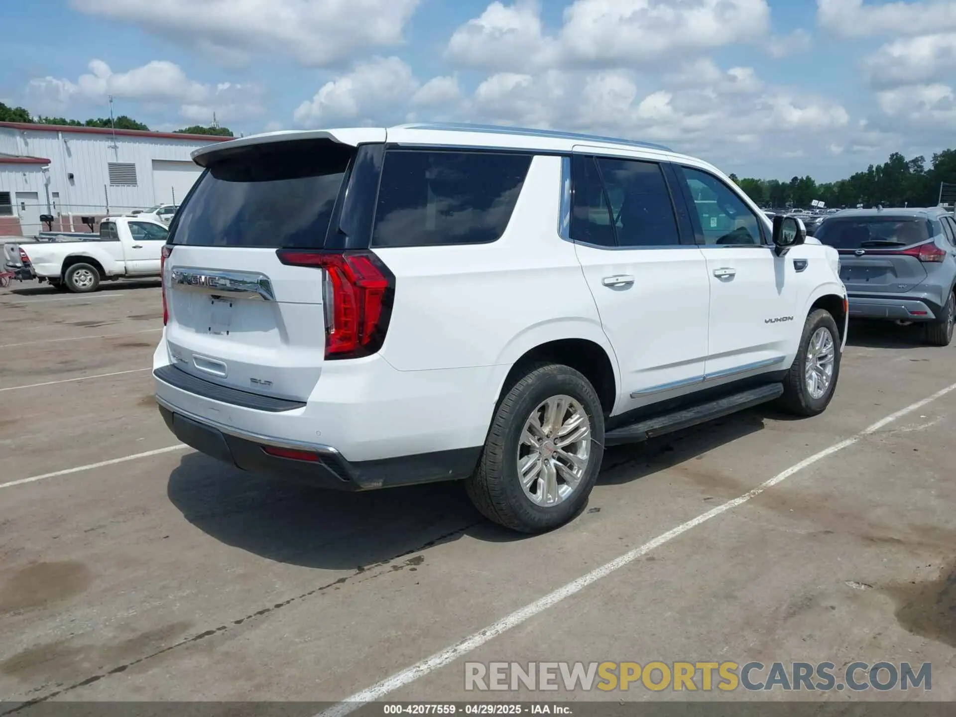 4 Фотография поврежденного автомобиля 1GKS2BKD3NR165465 GMC YUKON 2022