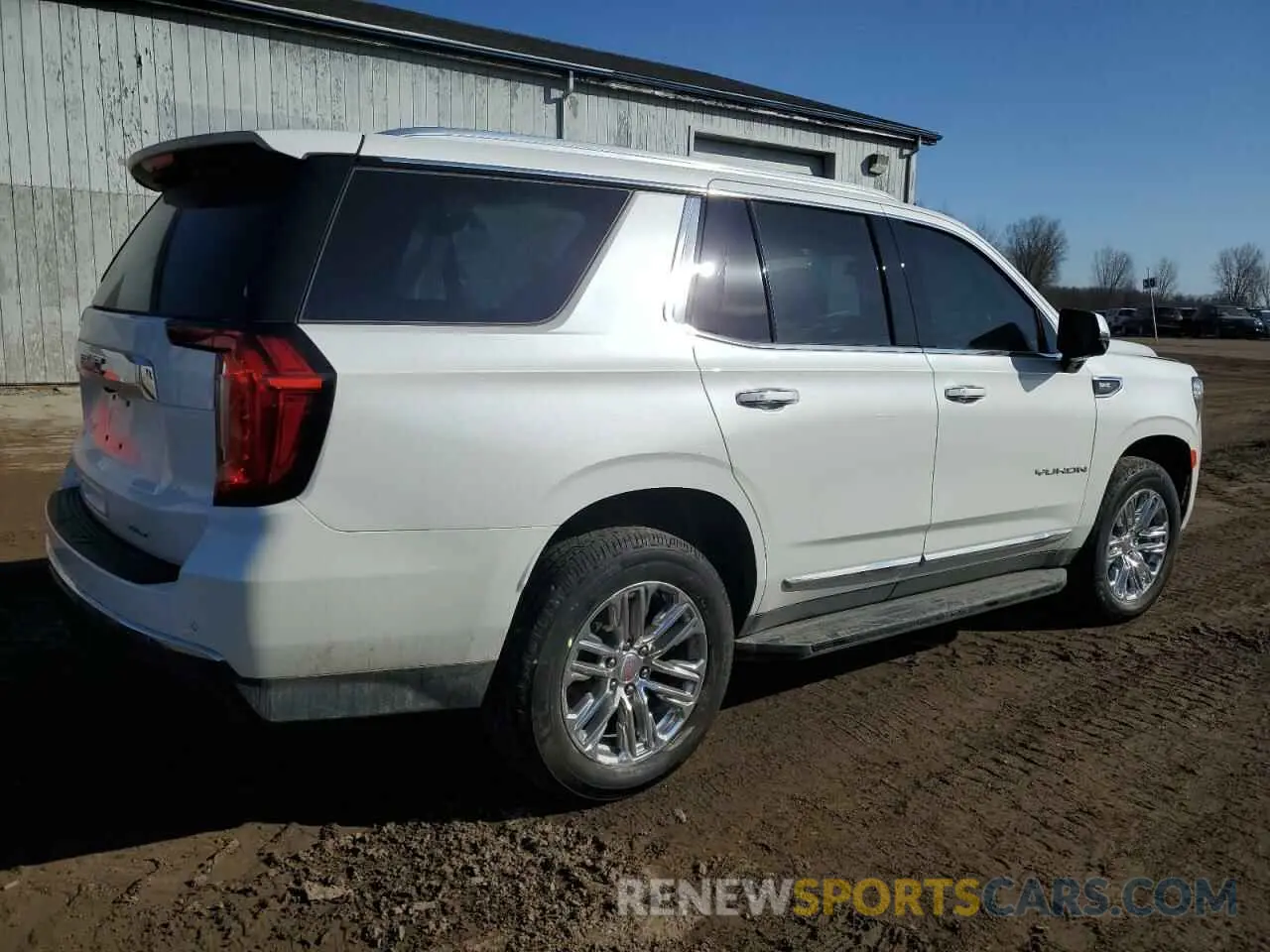 3 Фотография поврежденного автомобиля 1GKS2BKD7NR352028 GMC YUKON 2022