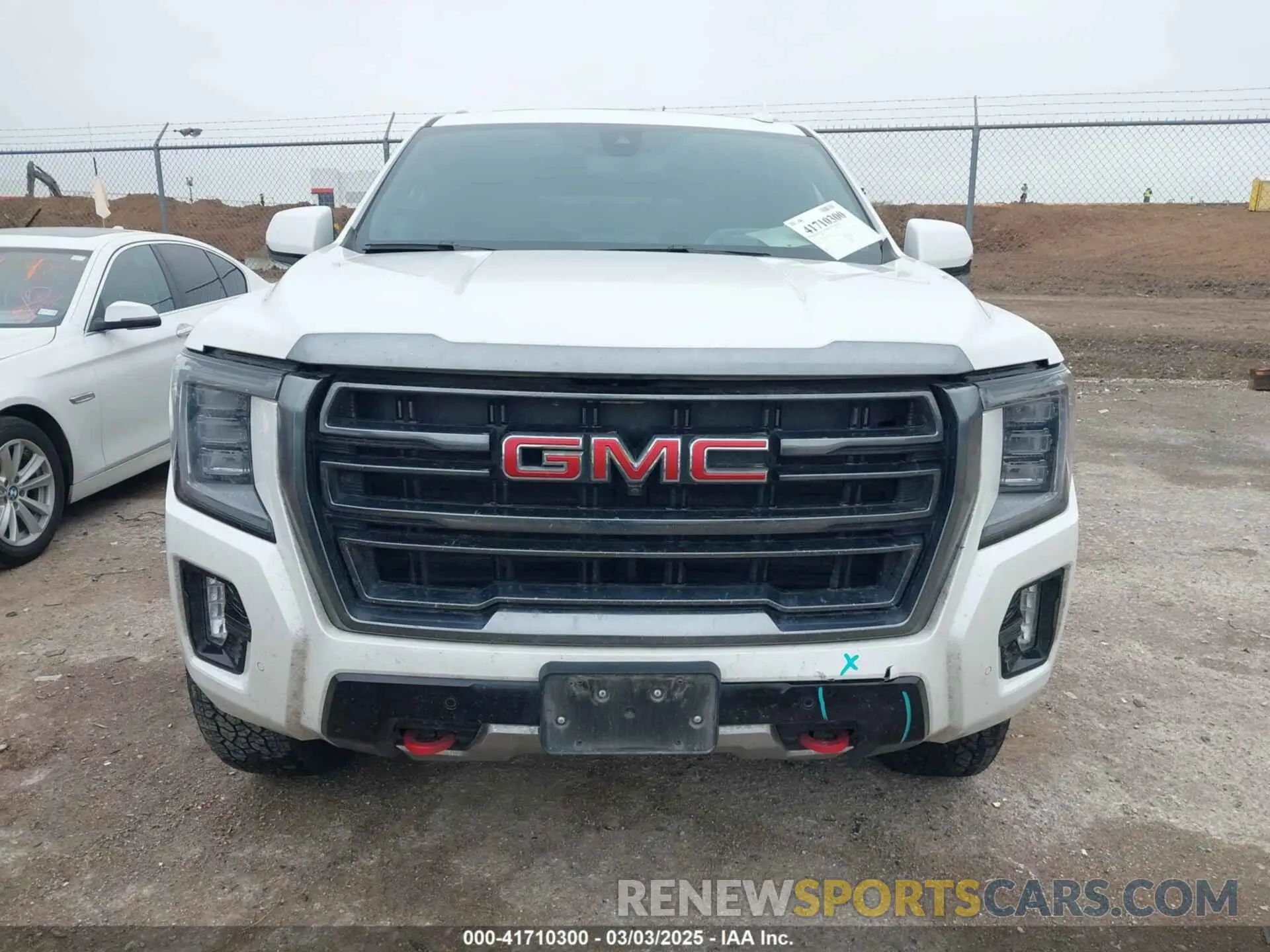 12 Photograph of a damaged car 1GKS2CKL8NR116596 GMC YUKON 2022