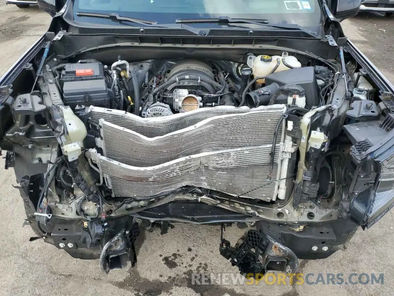 12 Фотография поврежденного автомобиля 1GKS2DKL0NR233501 GMC YUKON 2022