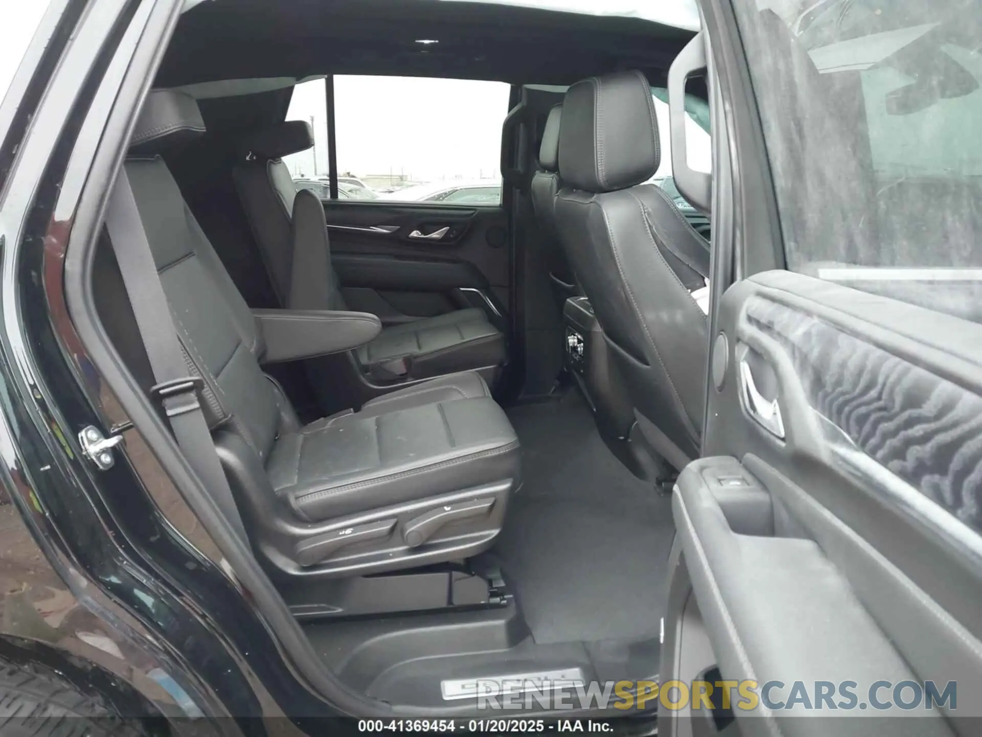 8 Фотография поврежденного автомобиля 1GKS2DKL3NR337450 GMC YUKON 2022