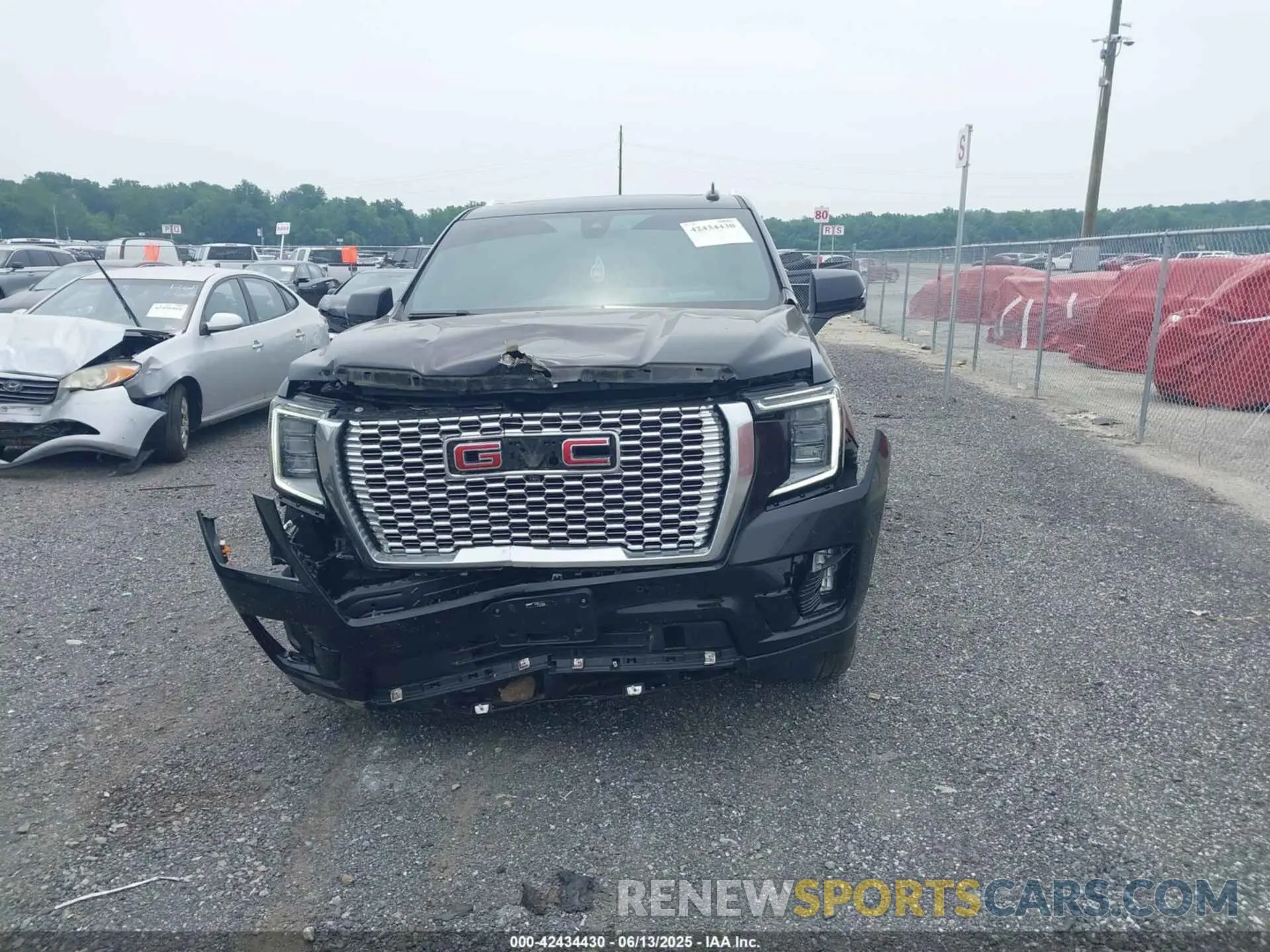 12 Фотография поврежденного автомобиля 1GKS2DKL7NR271890 GMC YUKON 2022