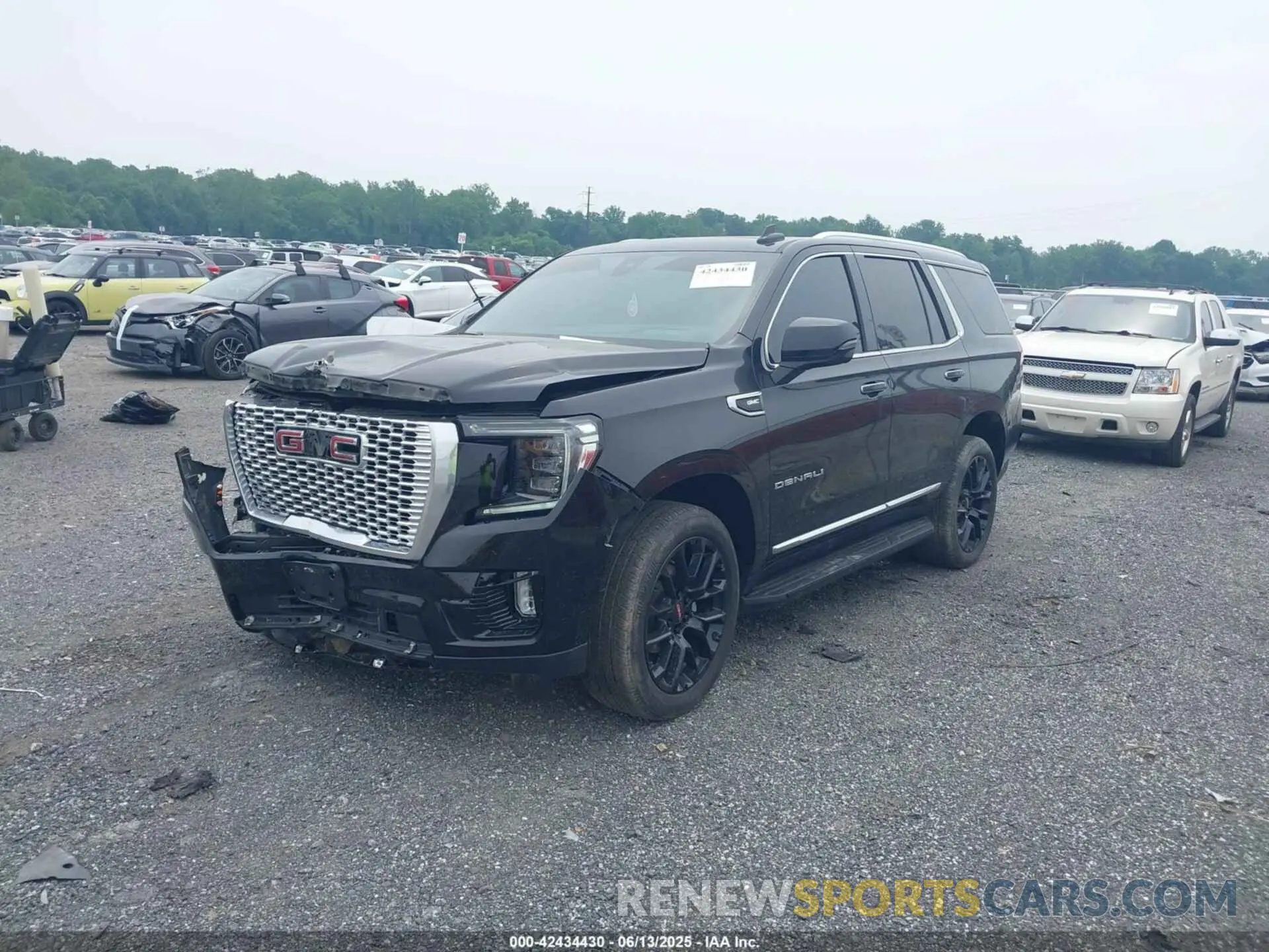 2 Фотография поврежденного автомобиля 1GKS2DKL7NR271890 GMC YUKON 2022