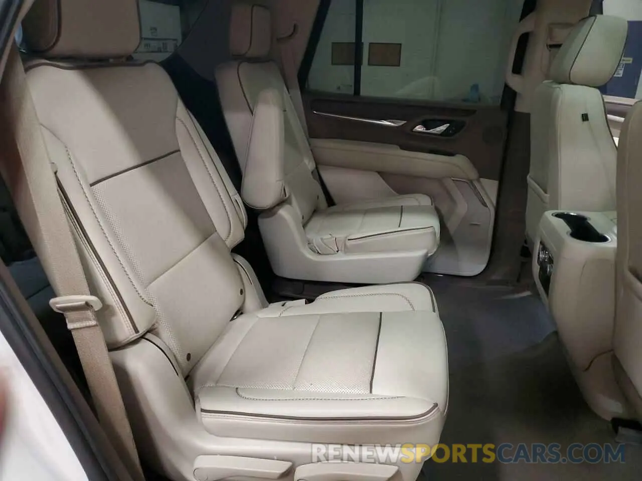 11 Фотография поврежденного автомобиля 1GKS2DKLXNR127962 GMC YUKON 2022