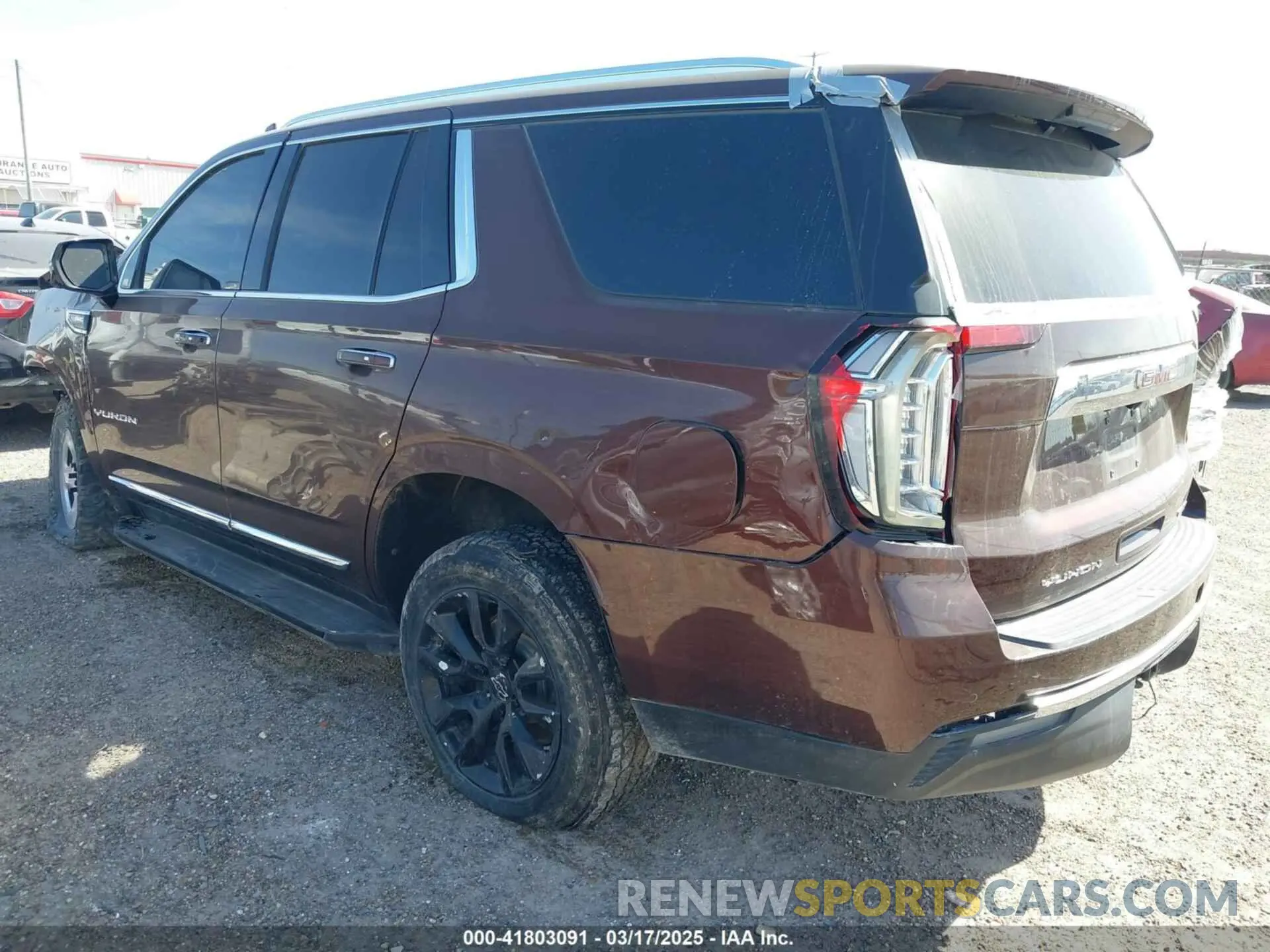 3 Фотография поврежденного автомобиля 1GKS1BKD8PR529871 GMC YUKON 2023