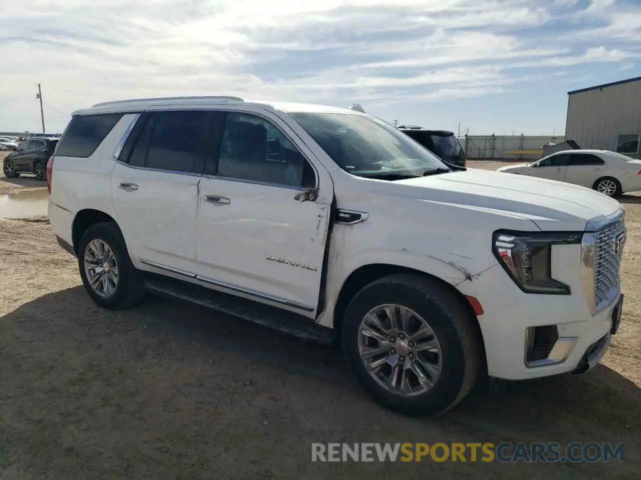 4 Photograph of a damaged car 1GKS1DKL0PR266651 GMC YUKON 2023