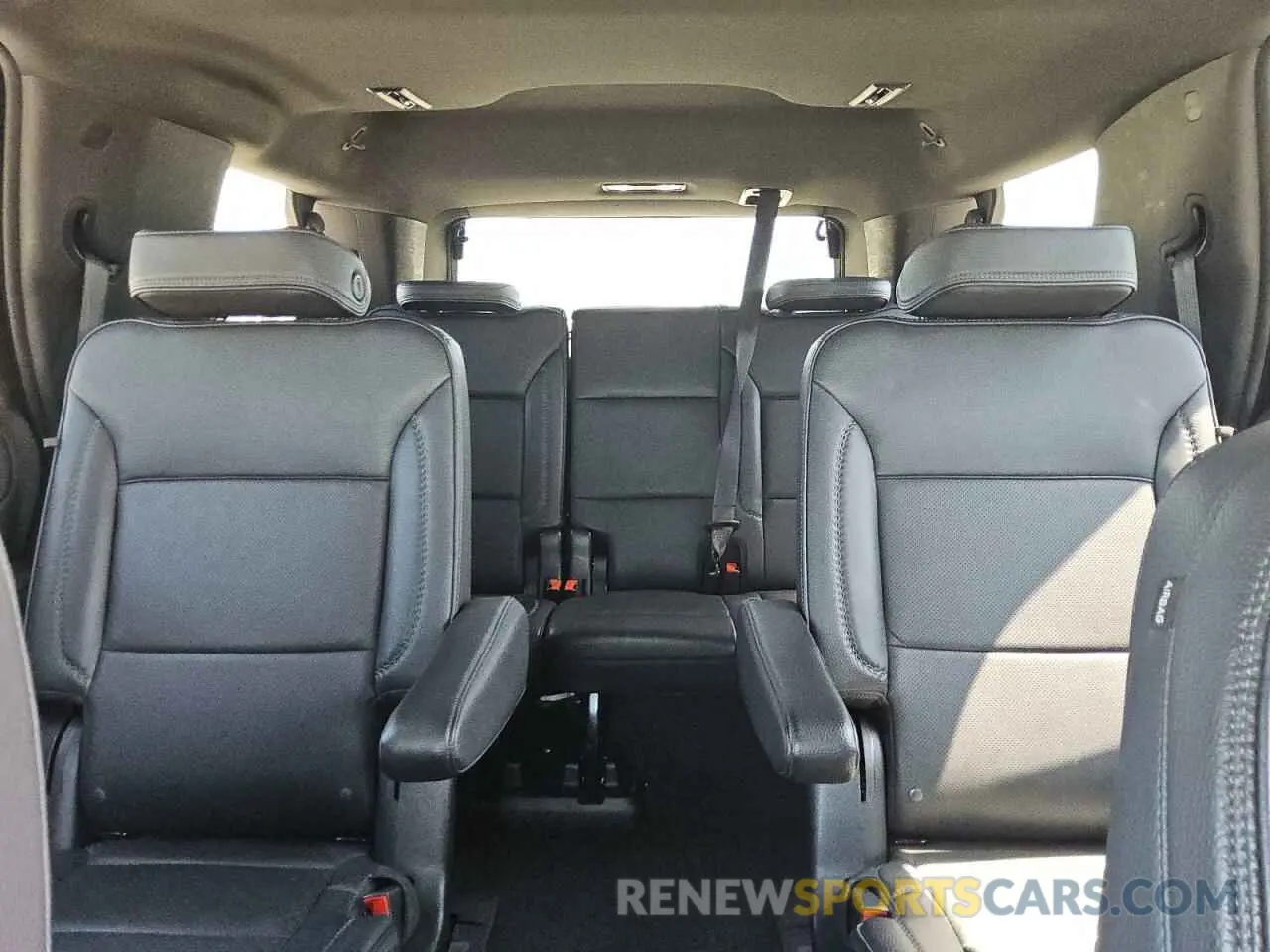 10 Фотография поврежденного автомобиля 1GKS1DKLXPR339931 GMC YUKON 2023