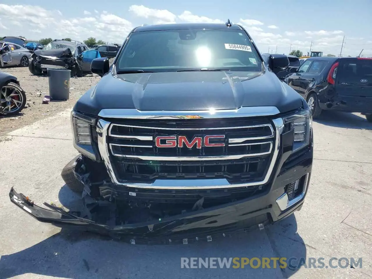 5 Photograph of a damaged car 1GKS1GKD4PR430963 GMC YUKON 2023