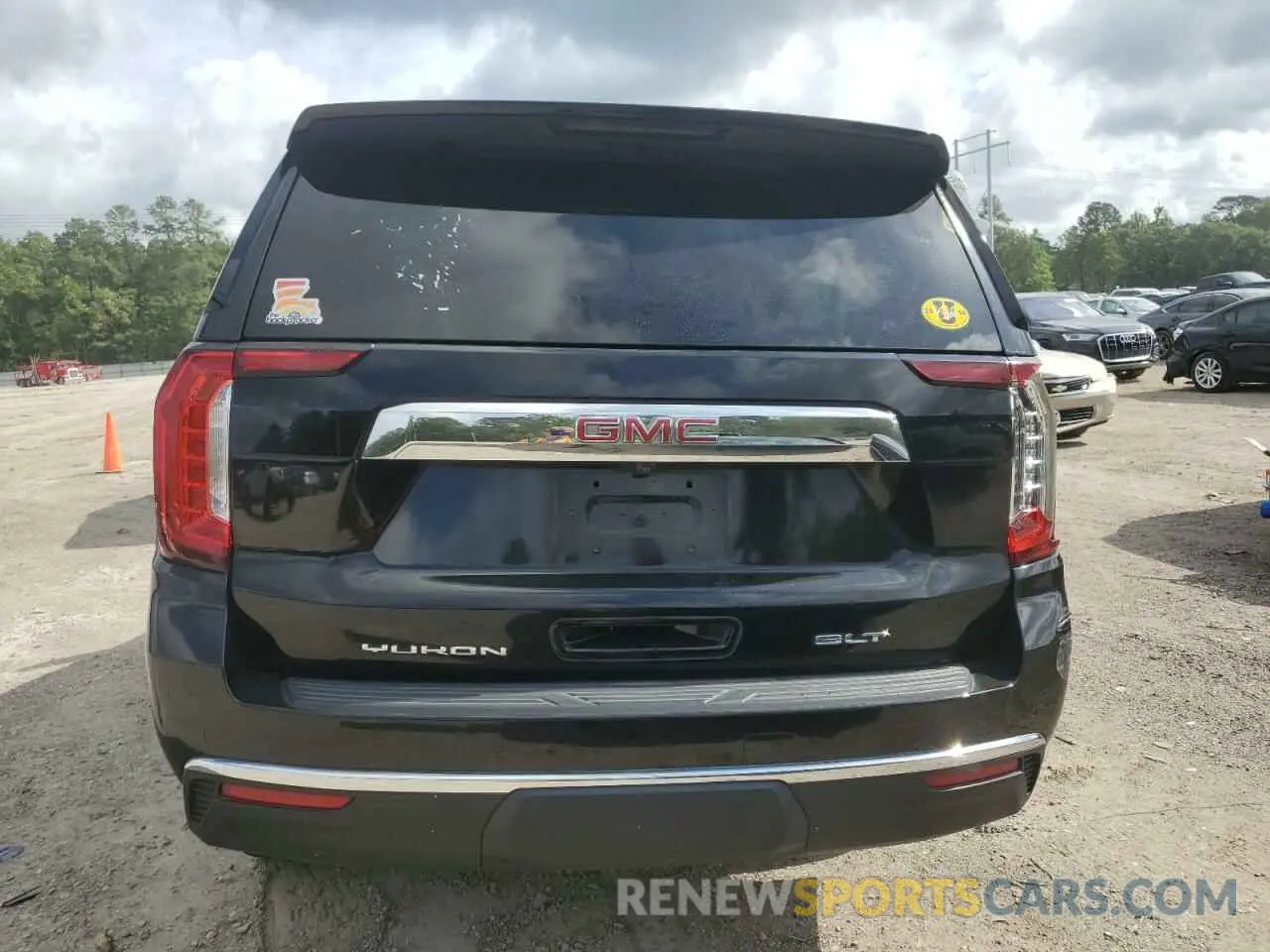 6 Photograph of a damaged car 1GKS1GKD6PR164149 GMC YUKON 2023
