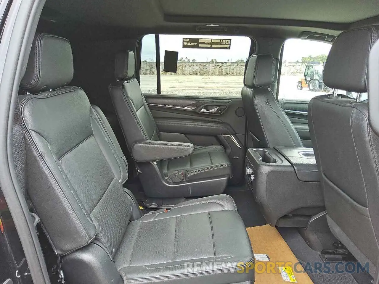 6 Фотография поврежденного автомобиля 1GKS1JKL8PR219043 GMC YUKON 2023