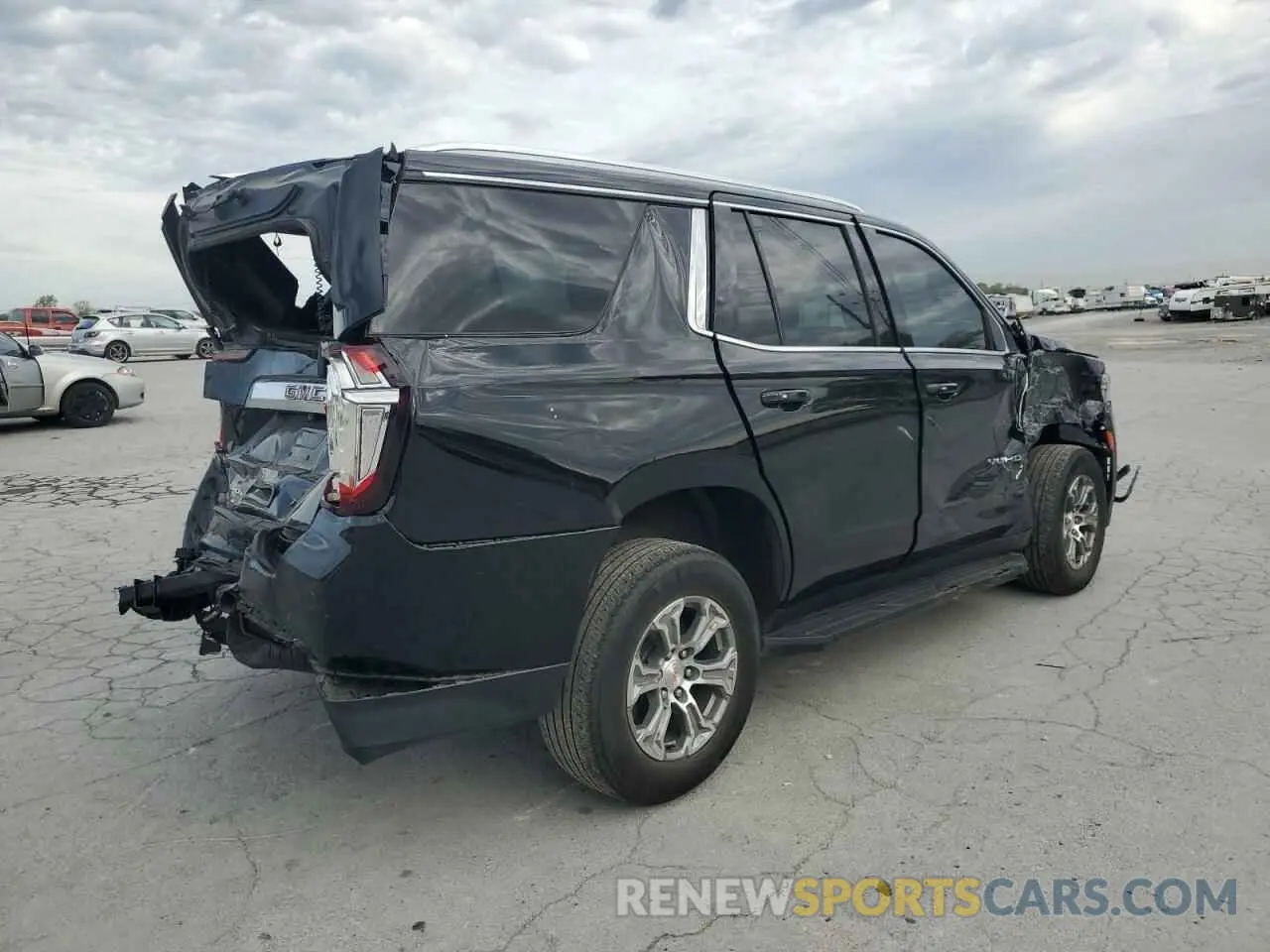 3 Photograph of a damaged car 1GKS2AKD4PR182322 GMC YUKON 2023