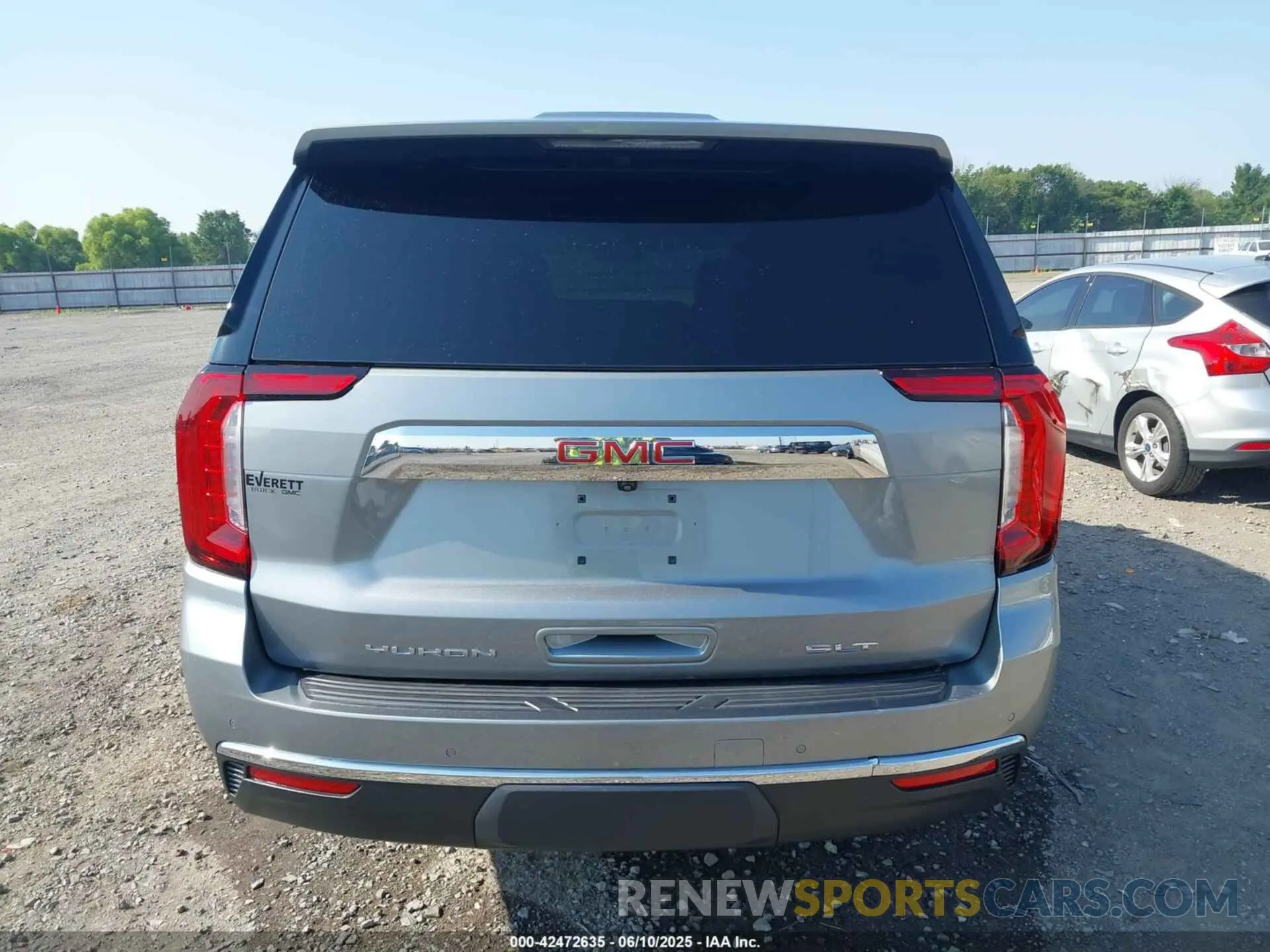 16 Фотография поврежденного автомобиля 1GKS2BKD9PR210427 GMC YUKON 2023