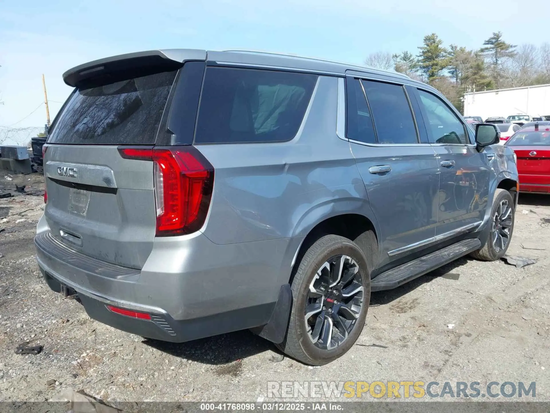 4 Фотография поврежденного автомобиля 1GKS2BKT9PR367155 GMC YUKON 2023