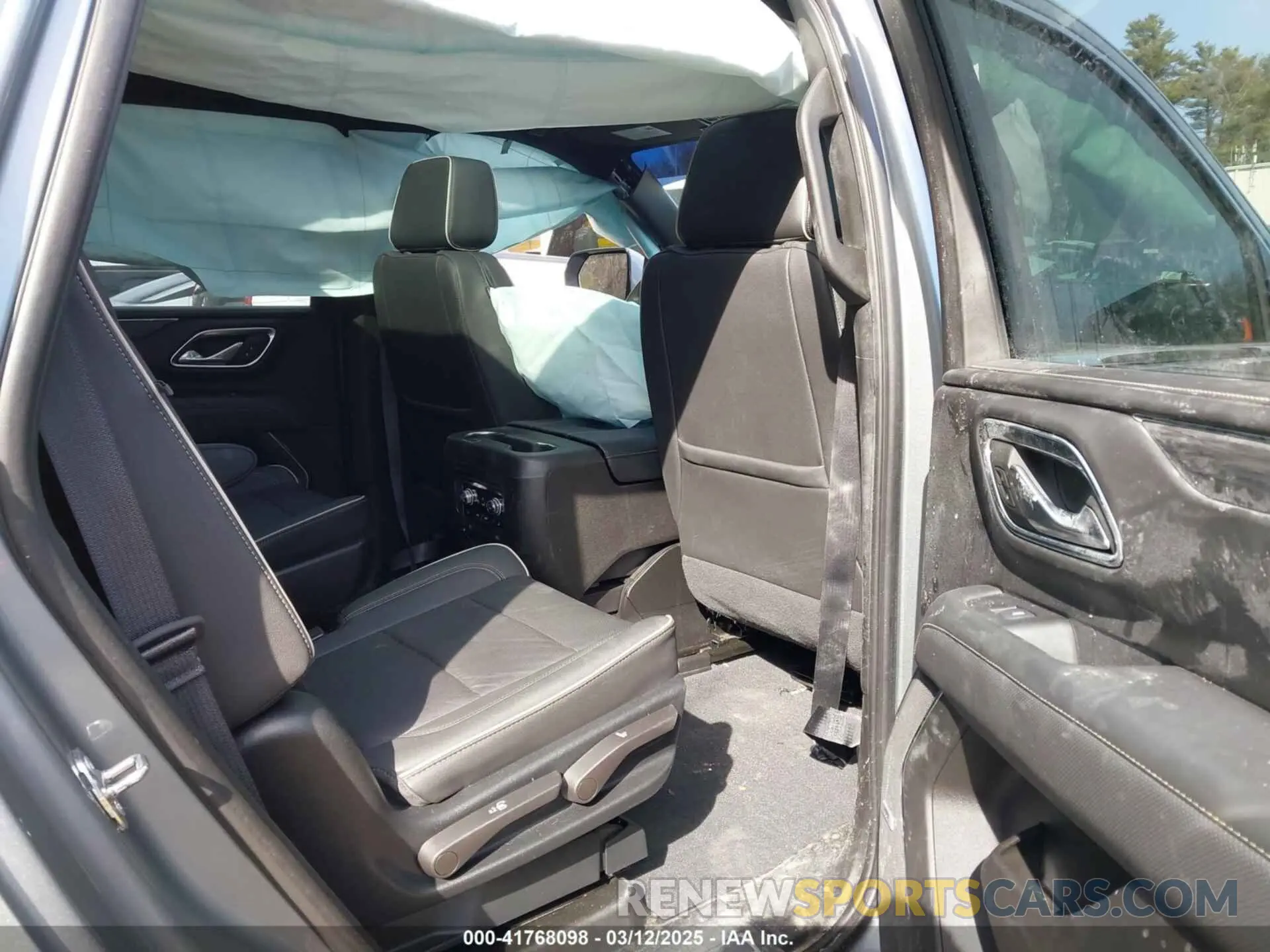 8 Фотография поврежденного автомобиля 1GKS2BKT9PR367155 GMC YUKON 2023