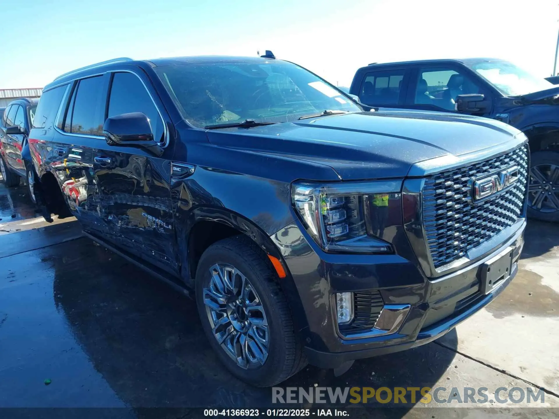 1 Фотография поврежденного автомобиля 1GKS2EKL6PR316634 GMC YUKON 2023