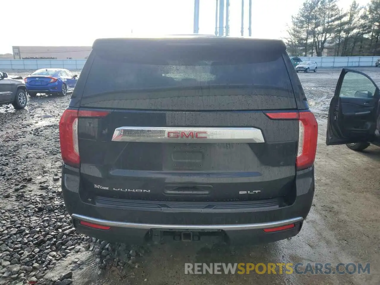 6 Photograph of a damaged car 1GKS2GKD4PR102892 GMC YUKON 2023