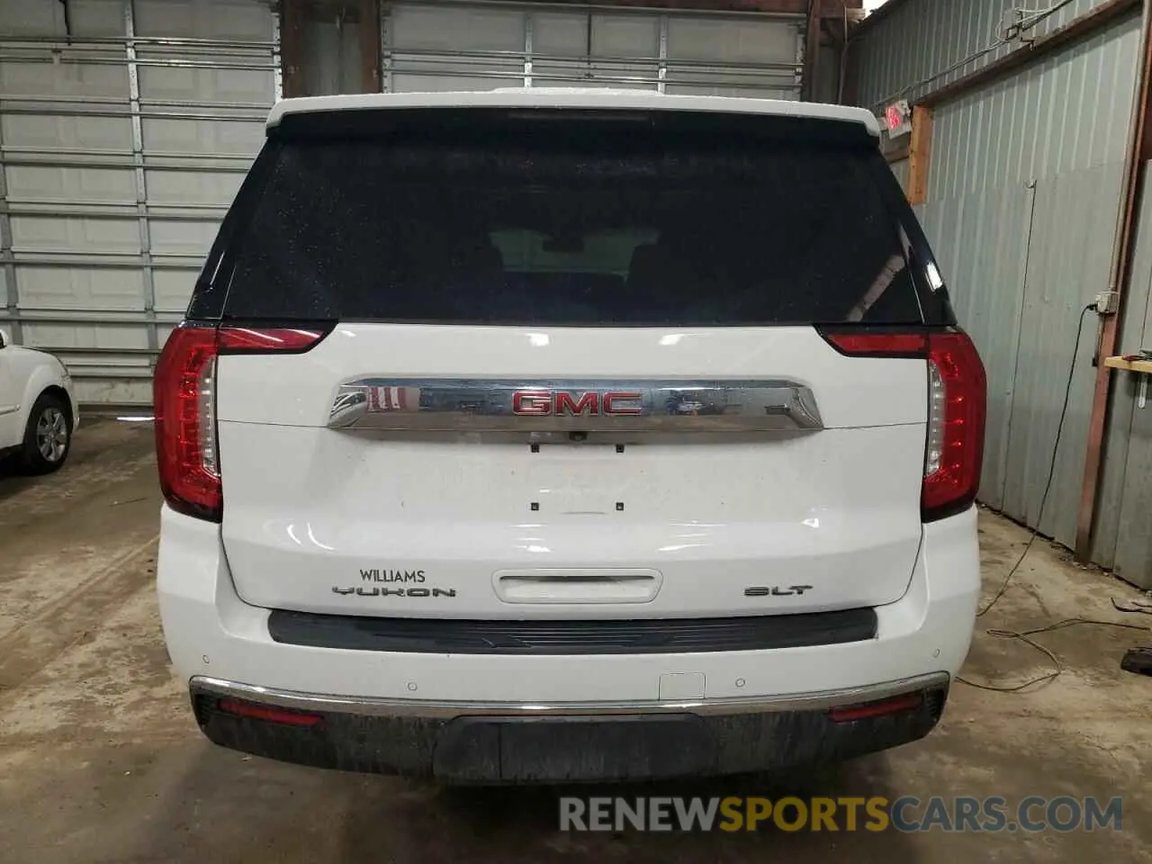 6 Photograph of a damaged car 1GKS2GKD7PR114941 GMC YUKON 2023