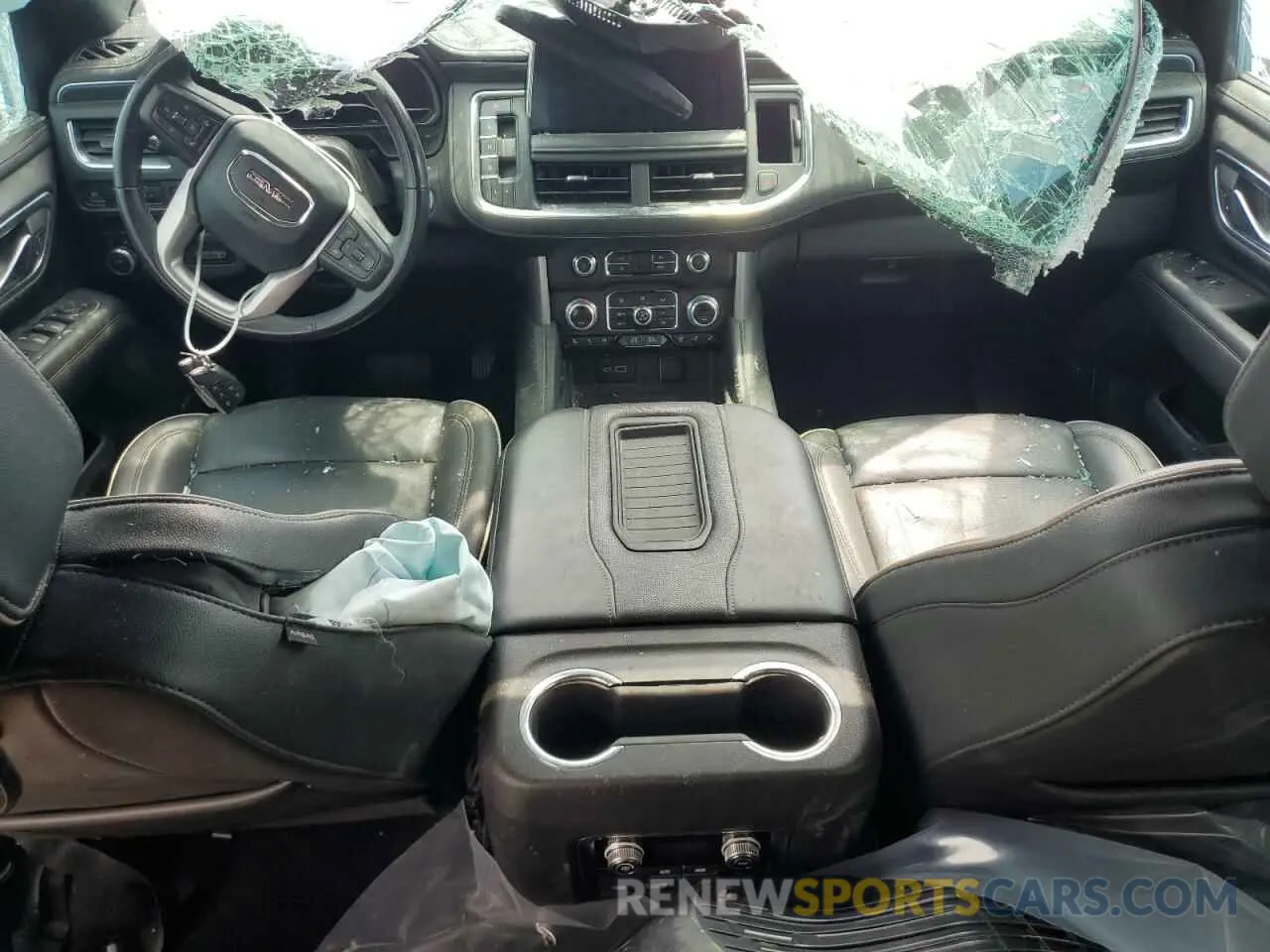 8 Photograph of a damaged car 1GKS2GKT5PR446383 GMC YUKON 2023