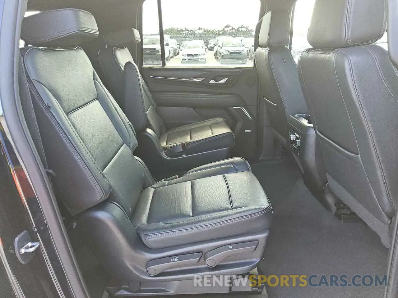 11 Фотография поврежденного автомобиля 1GKS2JKL6PR326072 GMC YUKON 2023