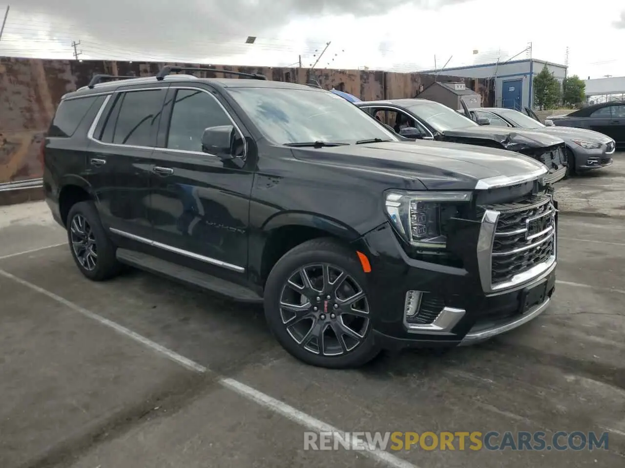 4 Фотография поврежденного автомобиля 1GKS2BKD3RR138059 GMC YUKON 2024