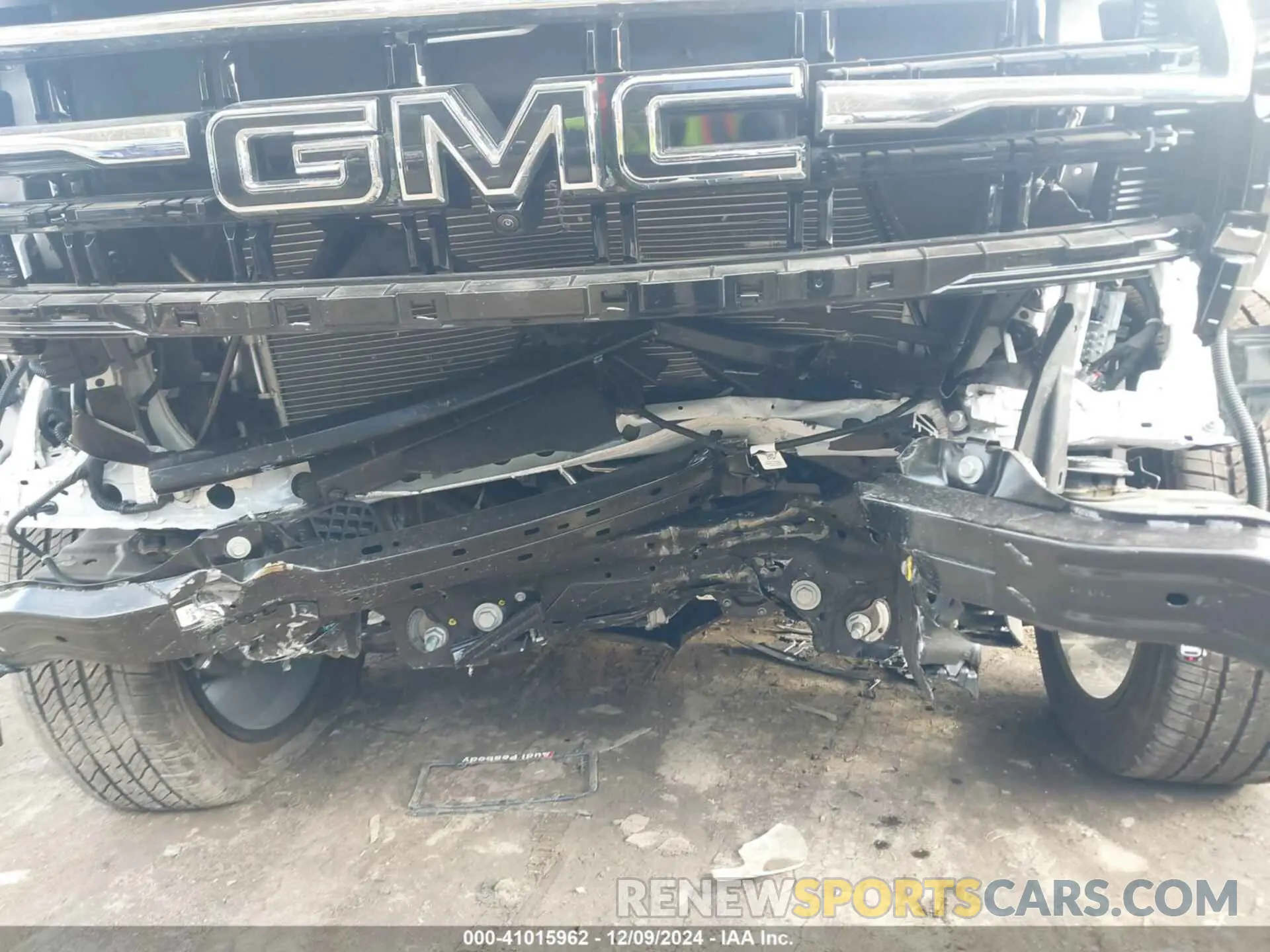 6 Фотография поврежденного автомобиля 1GKS2BKD4RR312432 GMC YUKON 2024