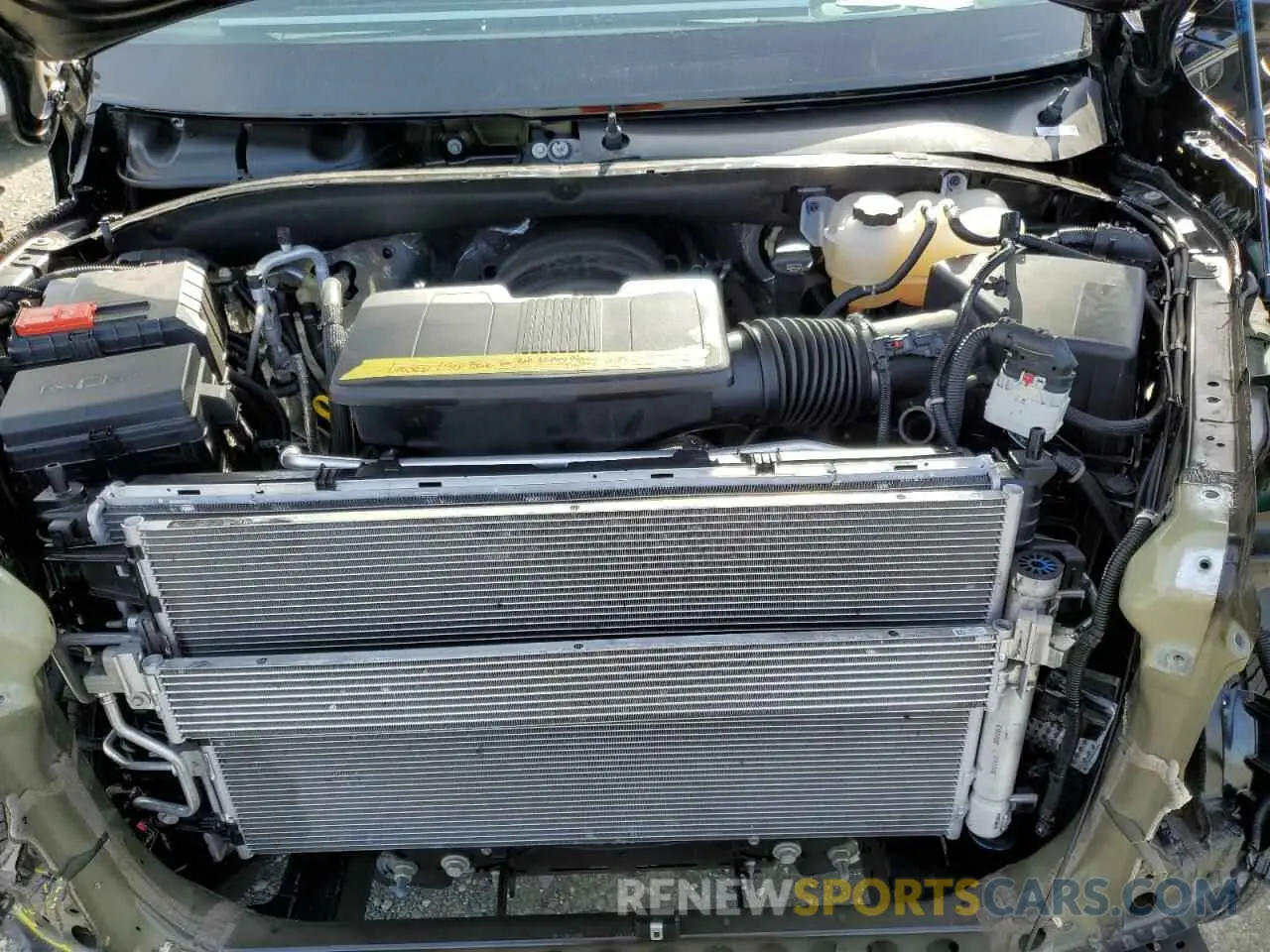 12 Фотография поврежденного автомобиля 1GKS2BKD8RR272274 GMC YUKON 2024