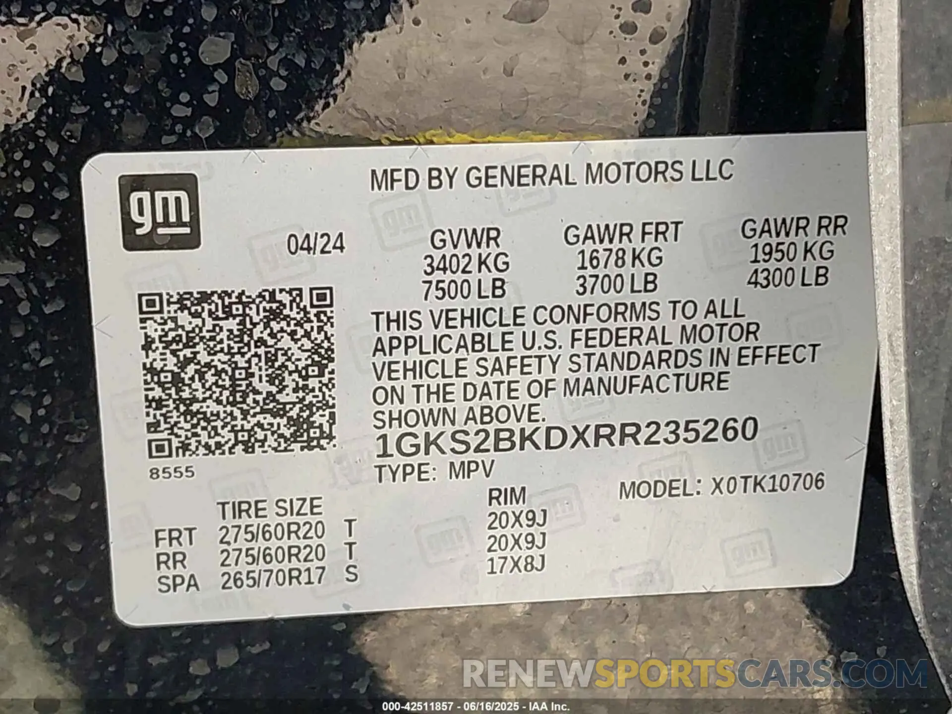 9 Фотография поврежденного автомобиля 1GKS2BKDXRR235260 GMC YUKON 2024
