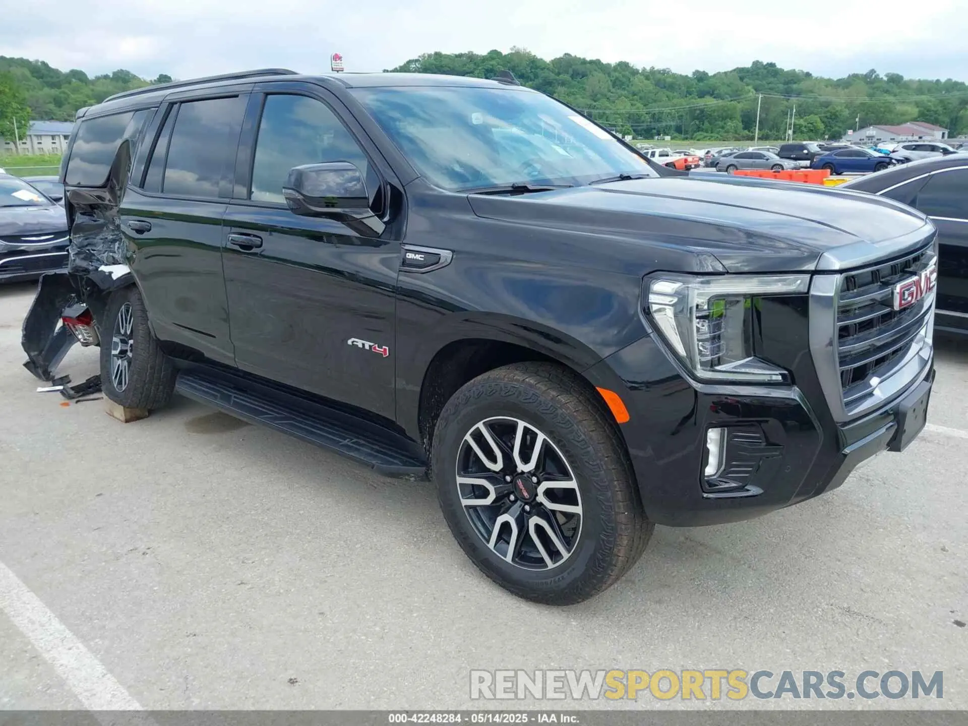 1 Photograph of a damaged car 1GKS2CKD0RR389126 GMC YUKON 2024