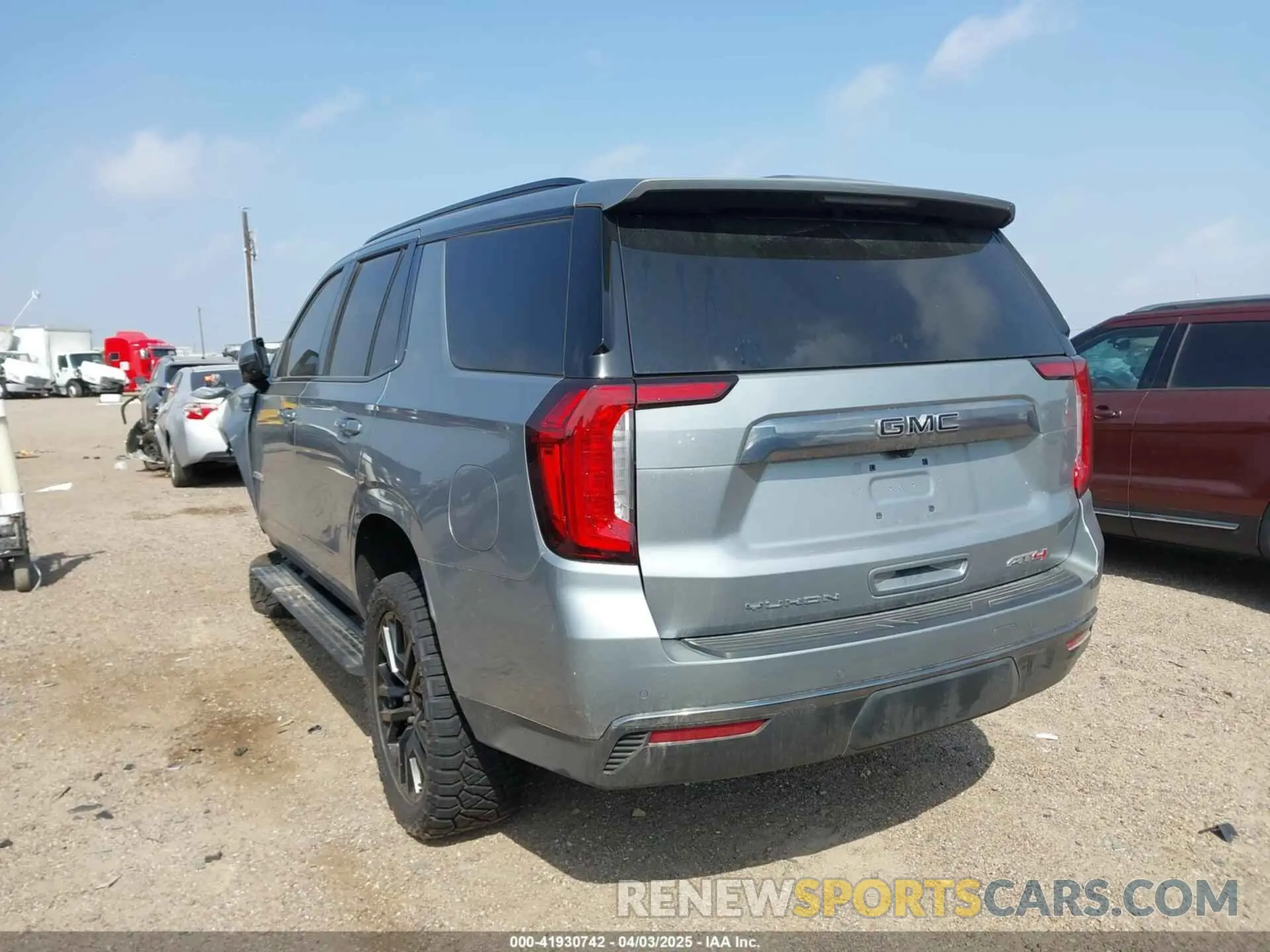 3 Фотография поврежденного автомобиля 1GKS2CKD9RR415593 GMC YUKON 2024