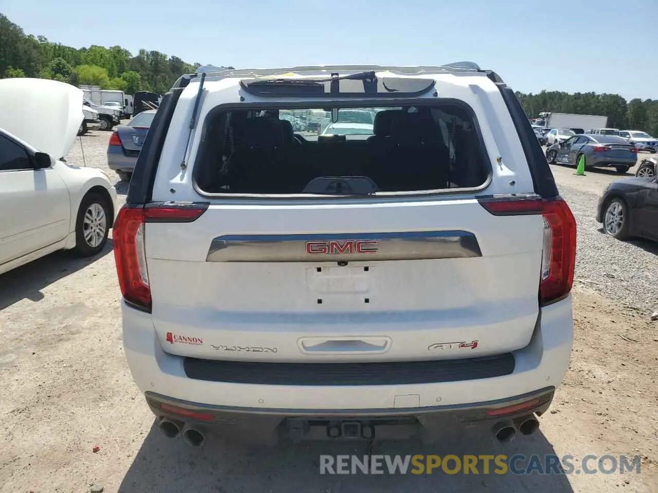 6 Photograph of a damaged car 1GKS2CKL9RR378763 GMC YUKON 2024