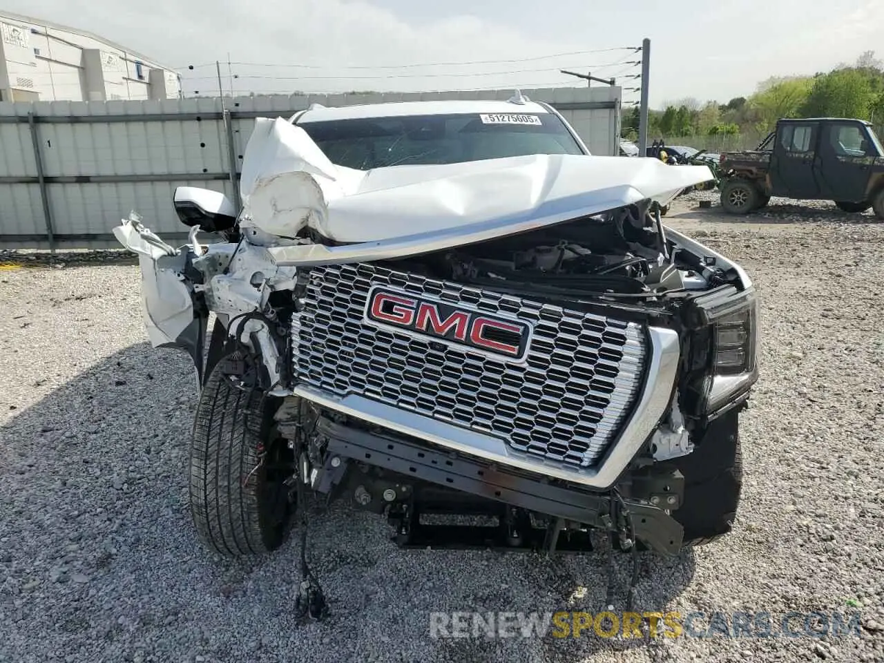 5 Photograph of a damaged car 1GKS2DKL4RR340699 GMC YUKON 2024