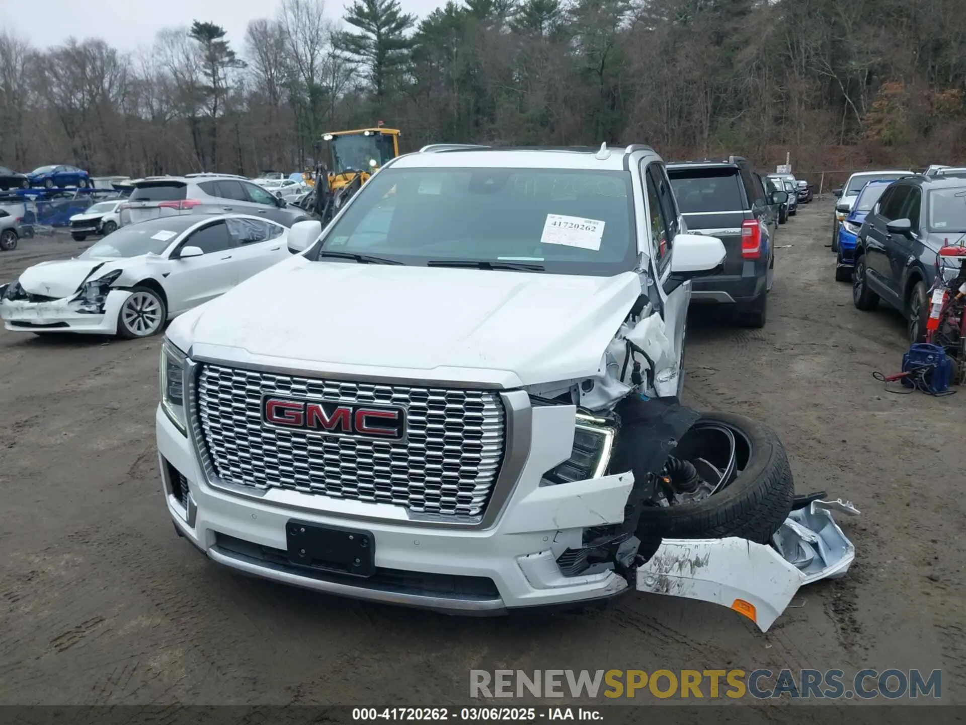 12 Photograph of a damaged car 1GKS2DKL4RR386288 GMC YUKON 2024