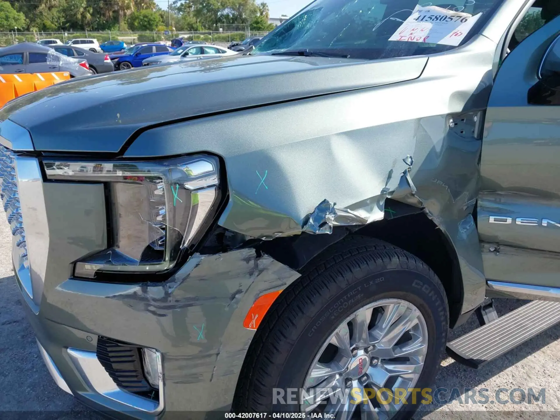 6 Photograph of a damaged car 1GKS2DKL5RR208129 GMC YUKON 2024