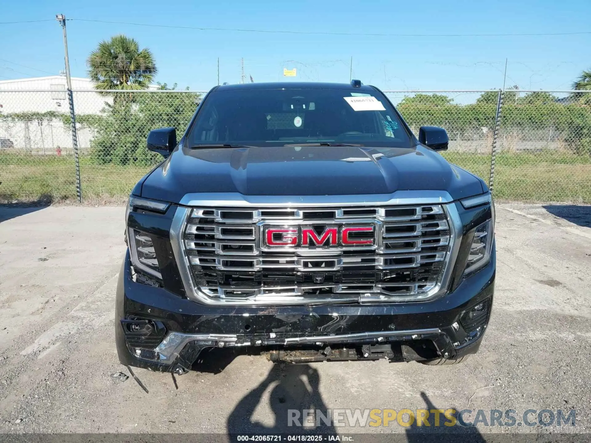 12 Фотография поврежденного автомобиля 1GKS1DRL9SR193603 GMC YUKON 2025